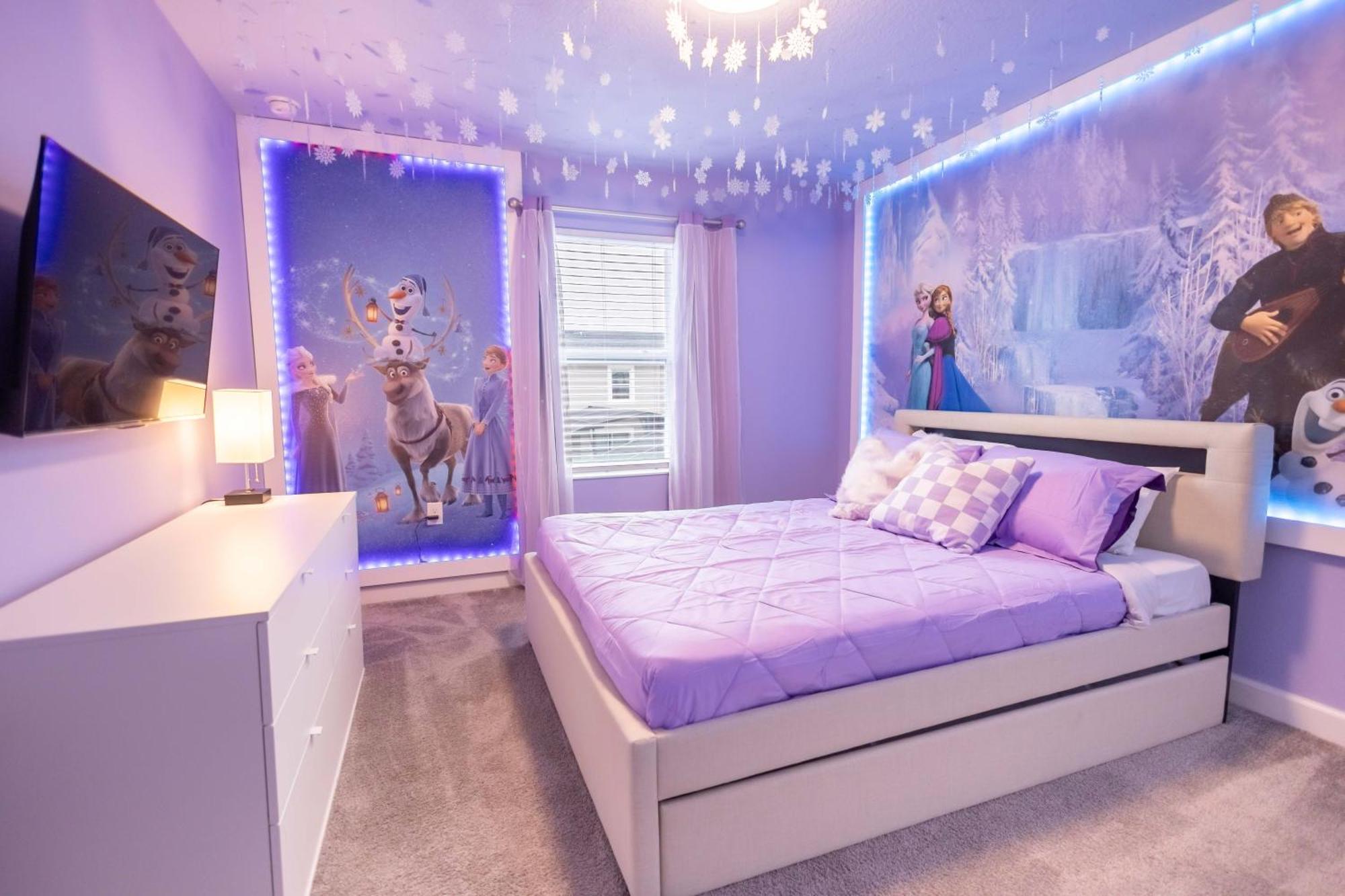 Holiday home 2901 Ss Discover Opulence 4-bedroom With Pool, And Magical Themed Rooms! Kissimmee