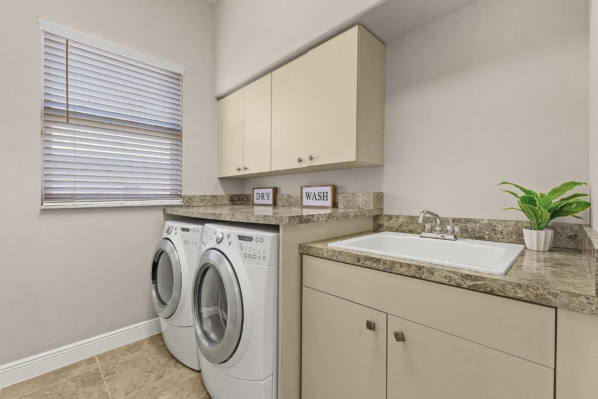 Stunning Luxury! Gulf Access, Pool Table - Harbour Haven - Roelens Holiday home Cape Coral
