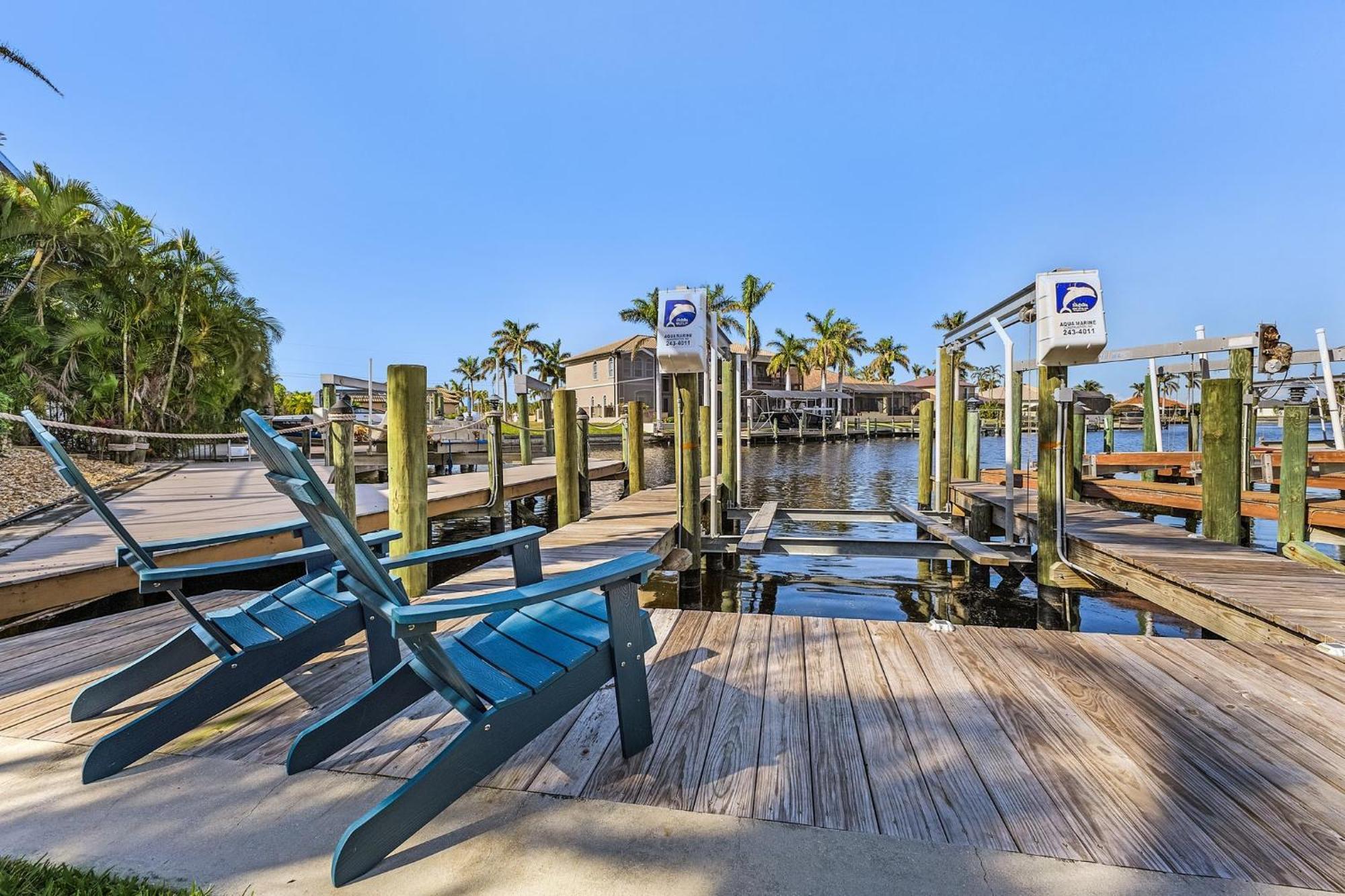 Holiday home Stunning Luxury! Gulf Access, Pool Table - Harbour Haven - Roelens