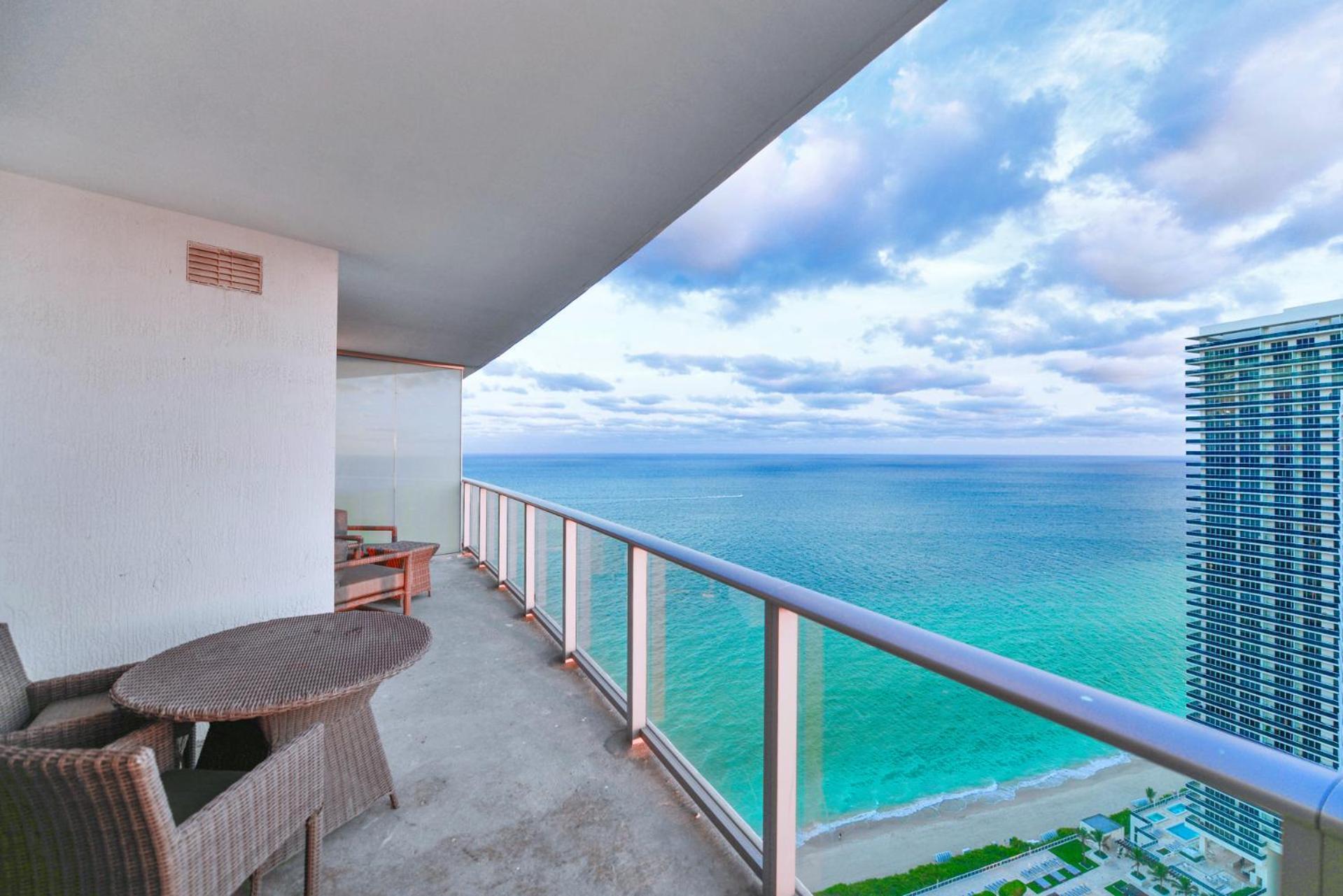 Closer The Sea And Beatiful Views Apartment *
