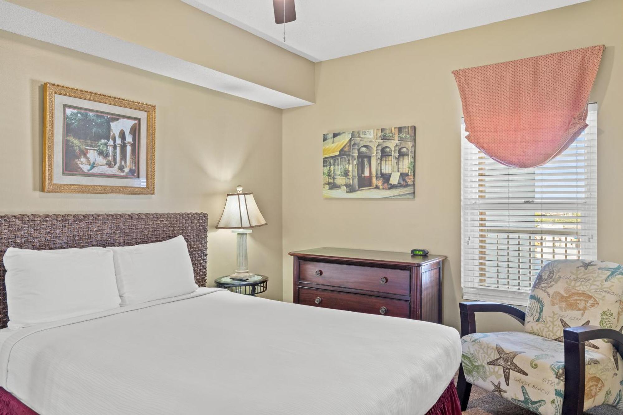 Official Majestic - Over 60 Units - Ocean Front, Panama Beach, Fl