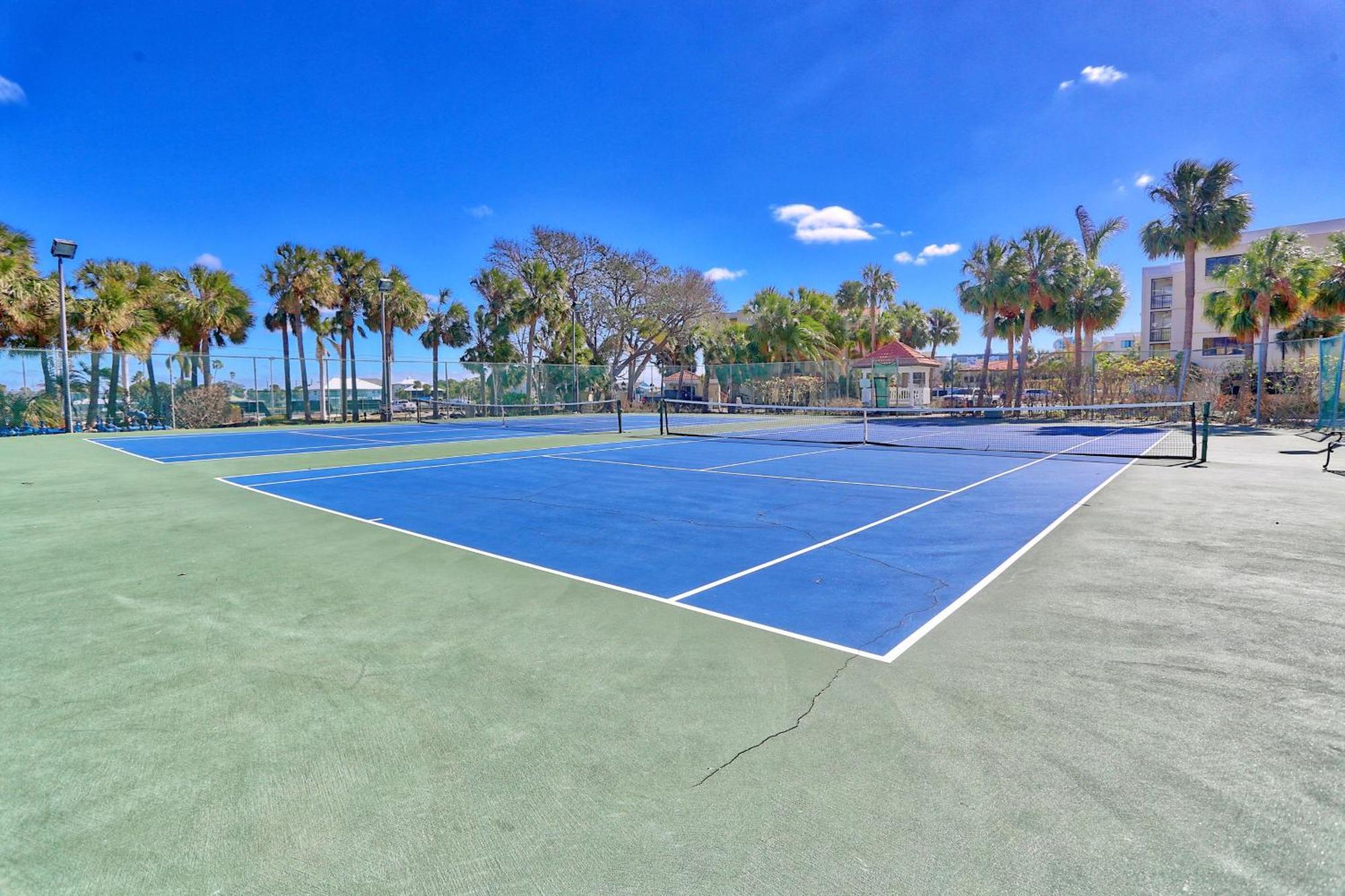 Land's End 1-304 Bay Front - Premier * St. Pete Beach