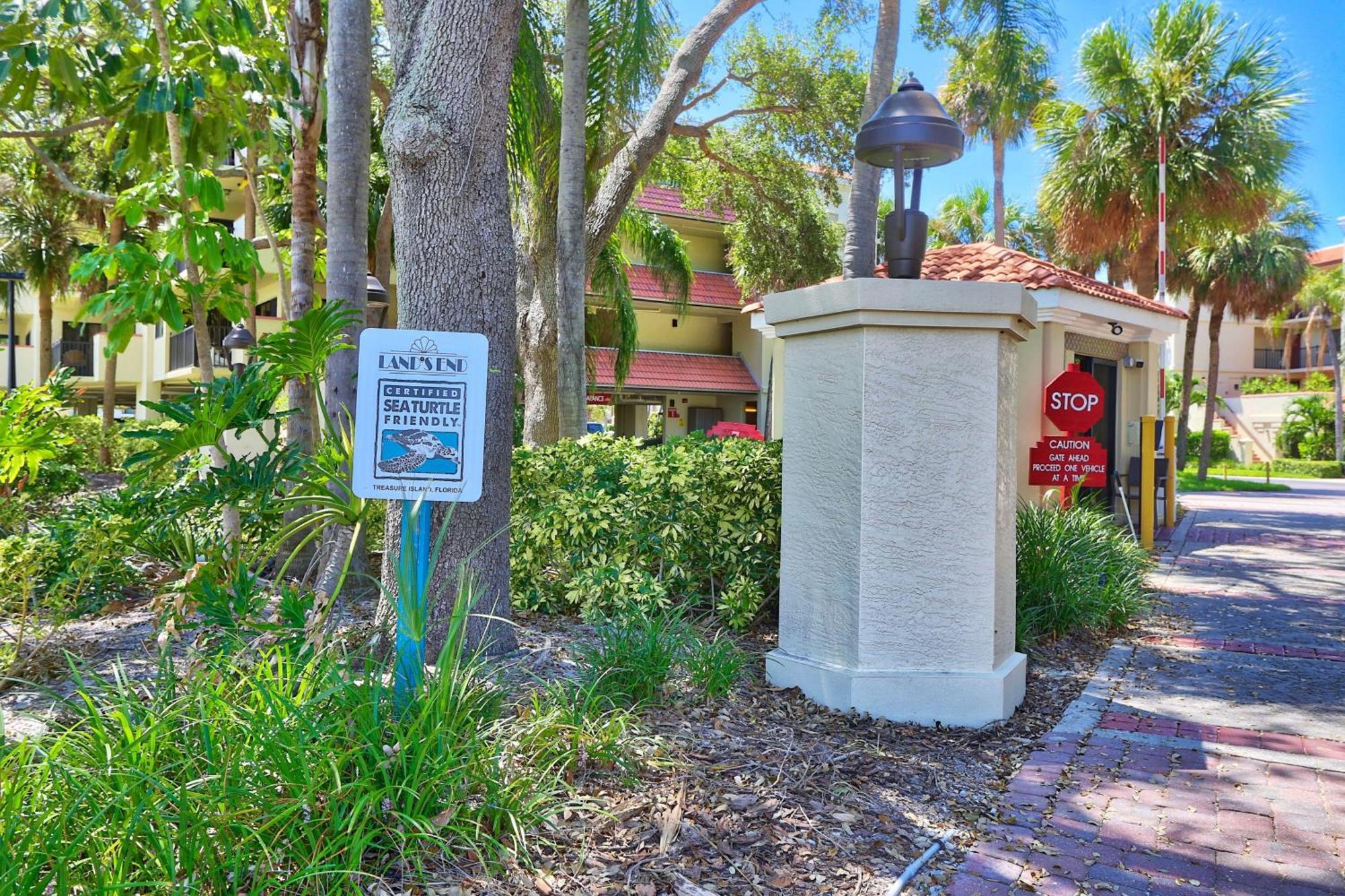 Land's End 1-202 Bay Front * St. Pete Beach