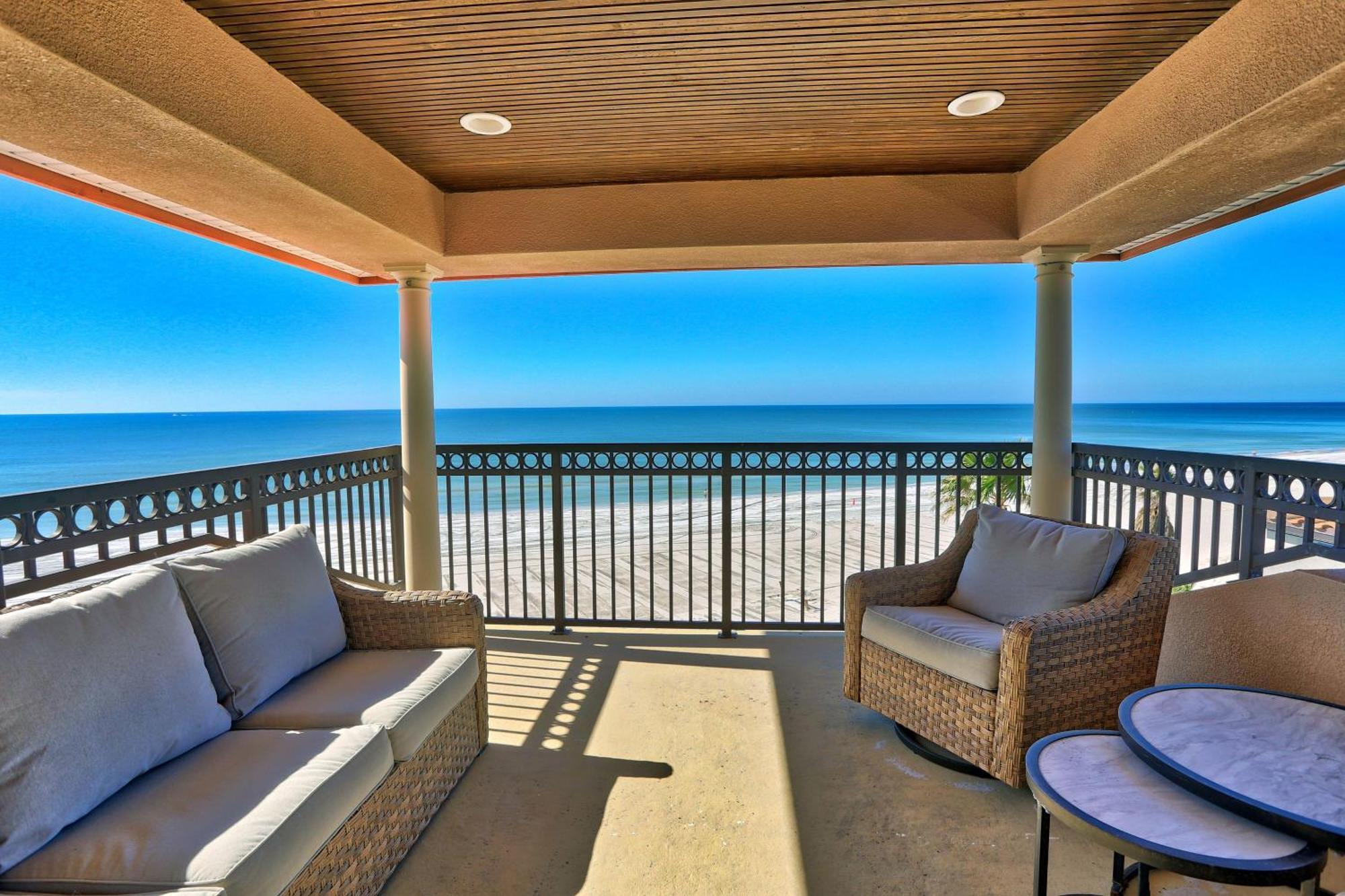 Holiday home Seaclusion Townhome