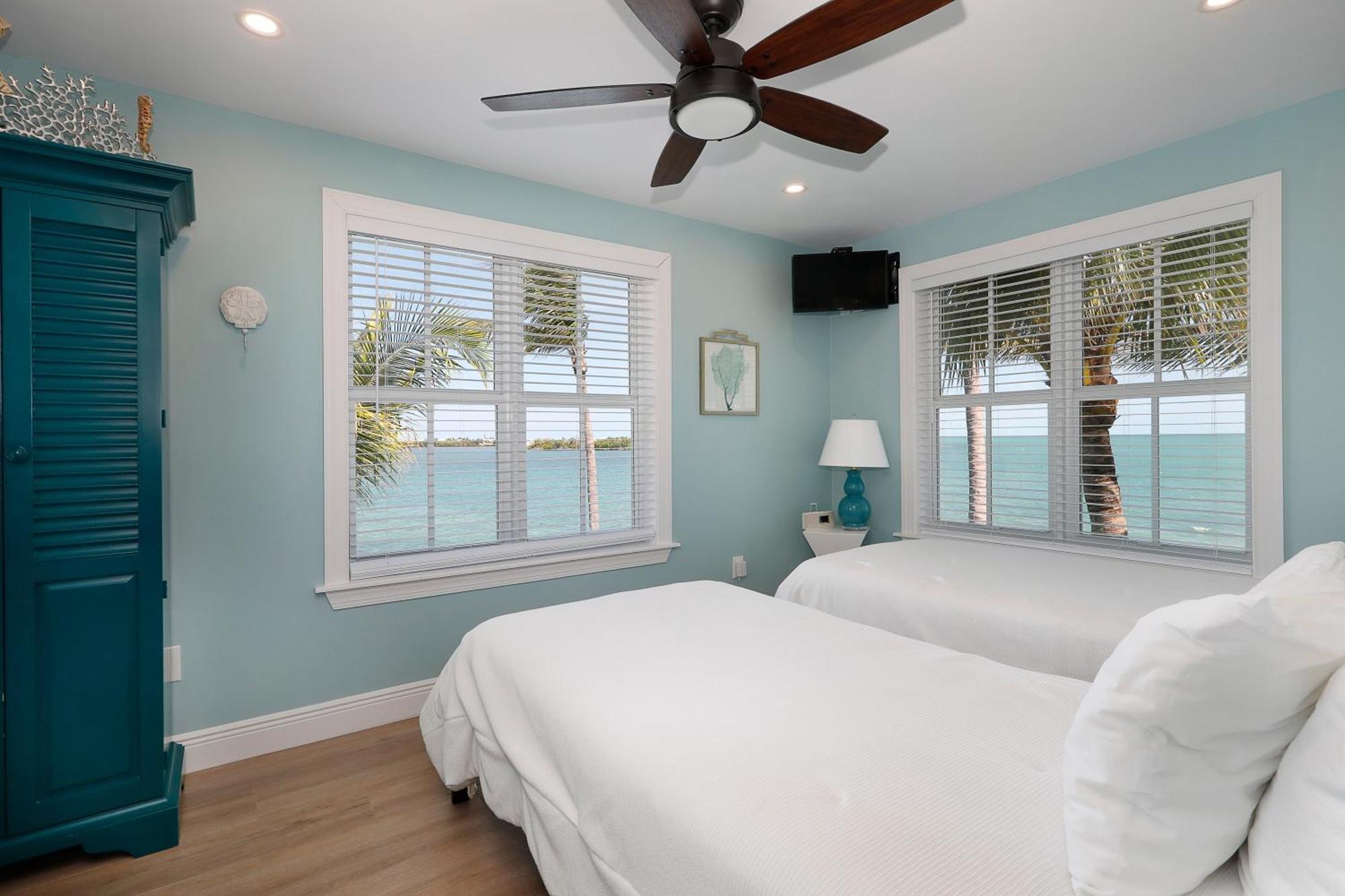 Waterfront Luxury 62 With Sunset Views And Boat Slip * Marathon