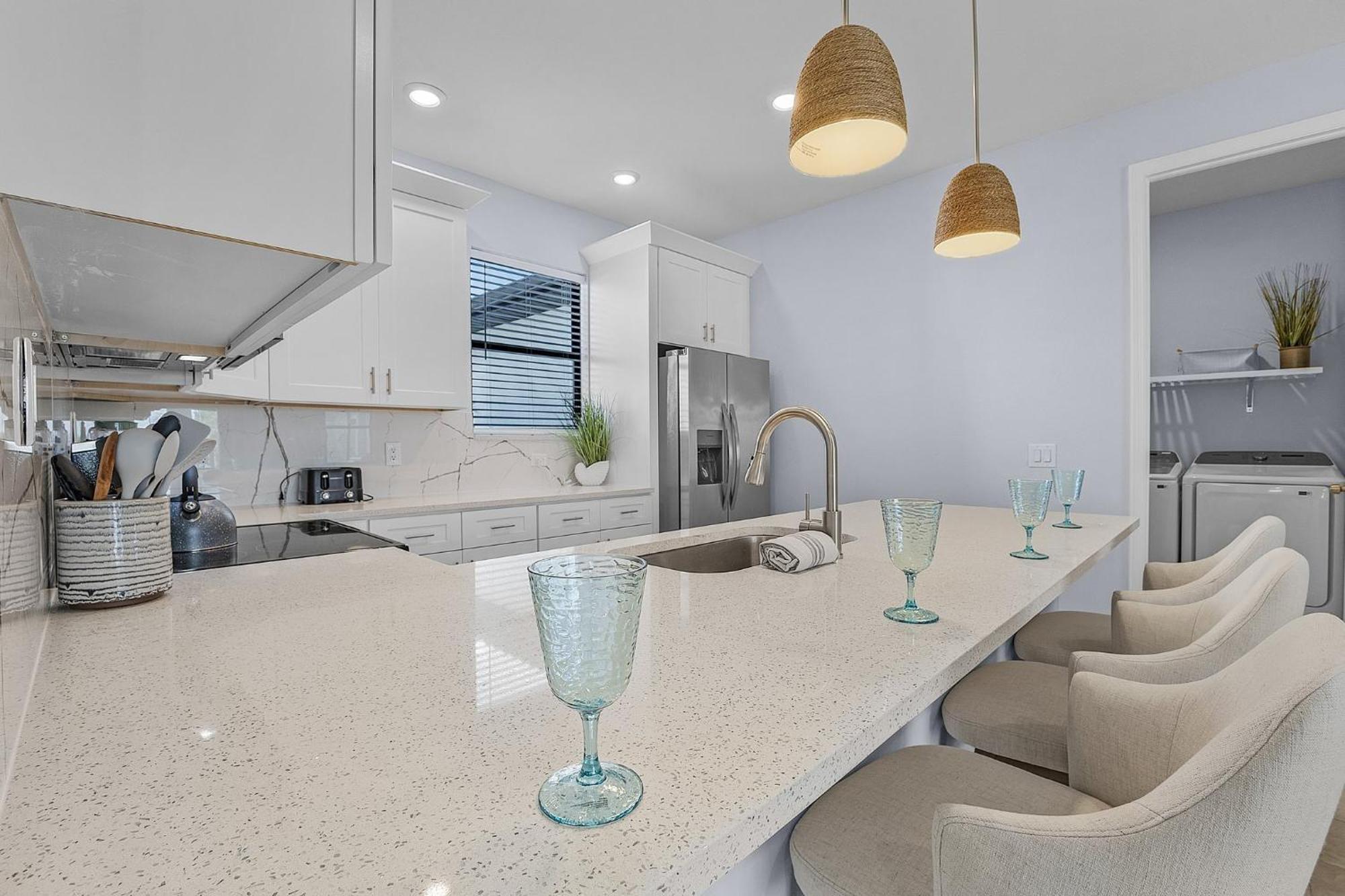Brand New & Luxurious, Sunsets, Heated Pool & - Palm Breeze - Roelens *