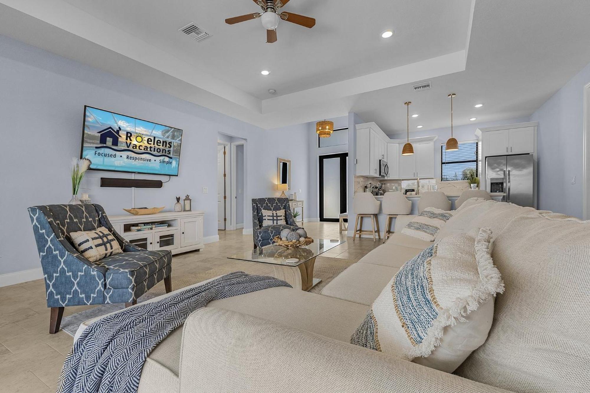 Holiday home Brand New & Luxurious, Sunsets, Heated Pool & - Palm Breeze - Roelens Cape Coral