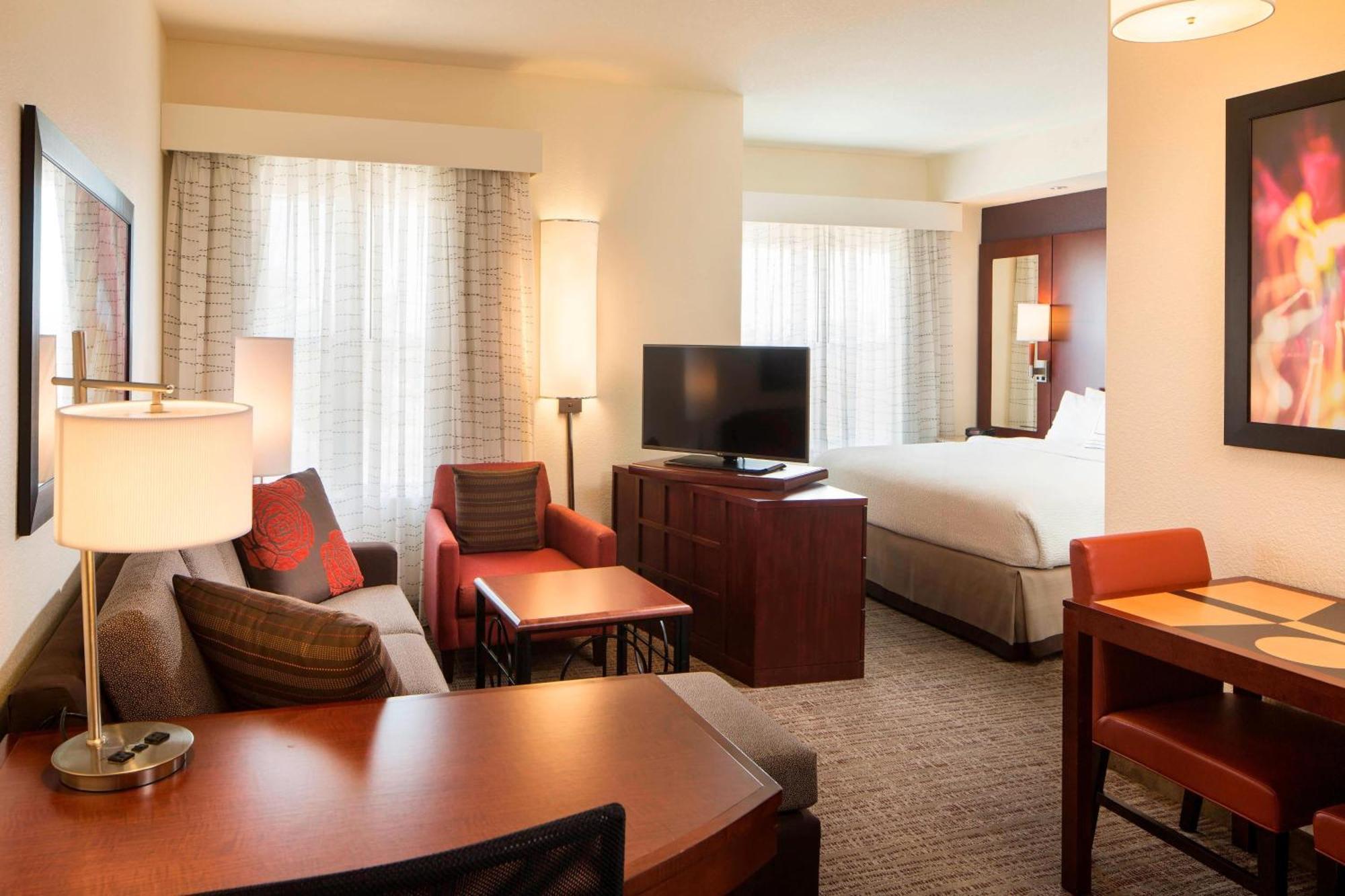 Residence Inn Melbourne 3*