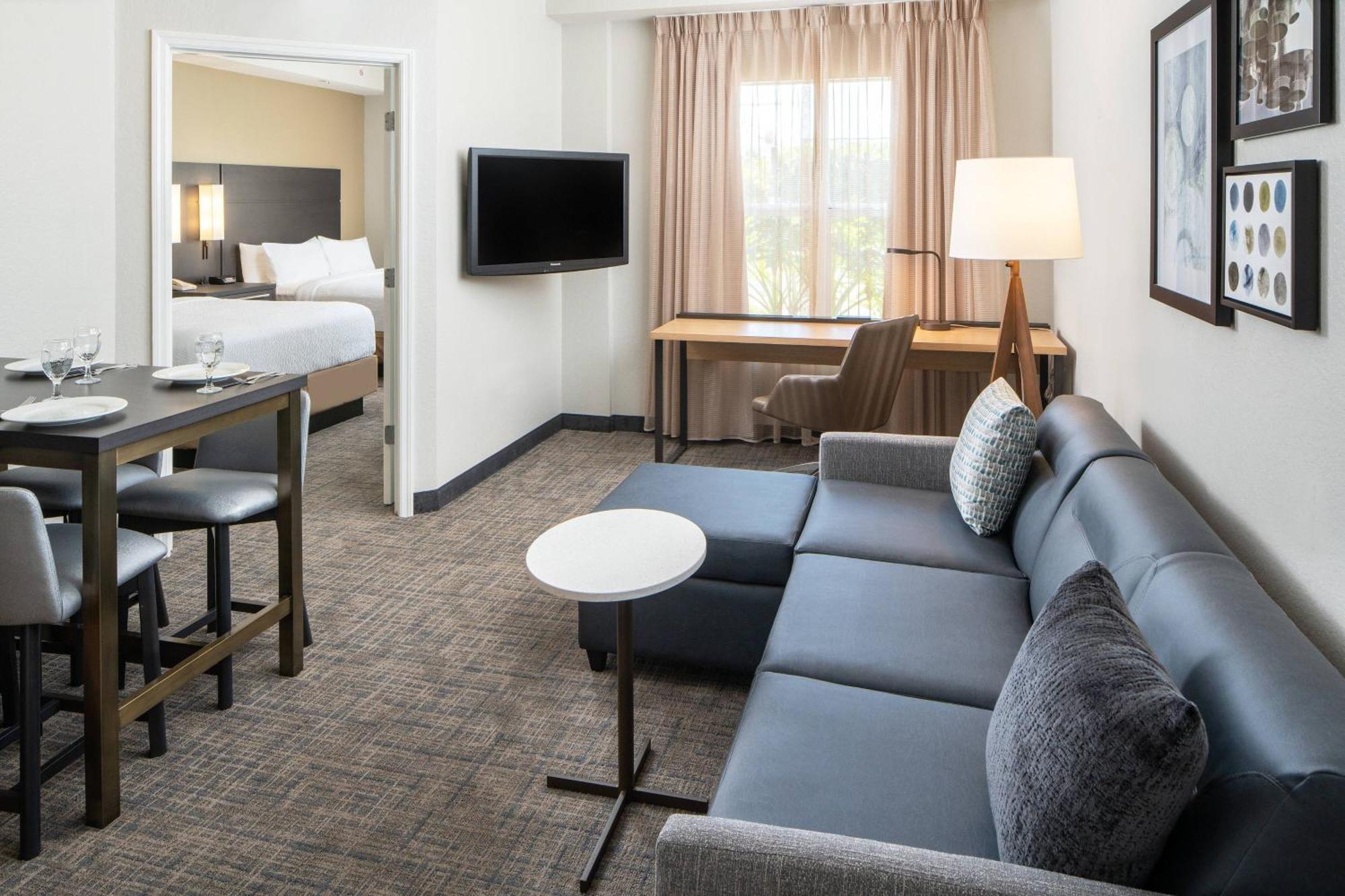 By Marriott Cocoa Hotel 3*