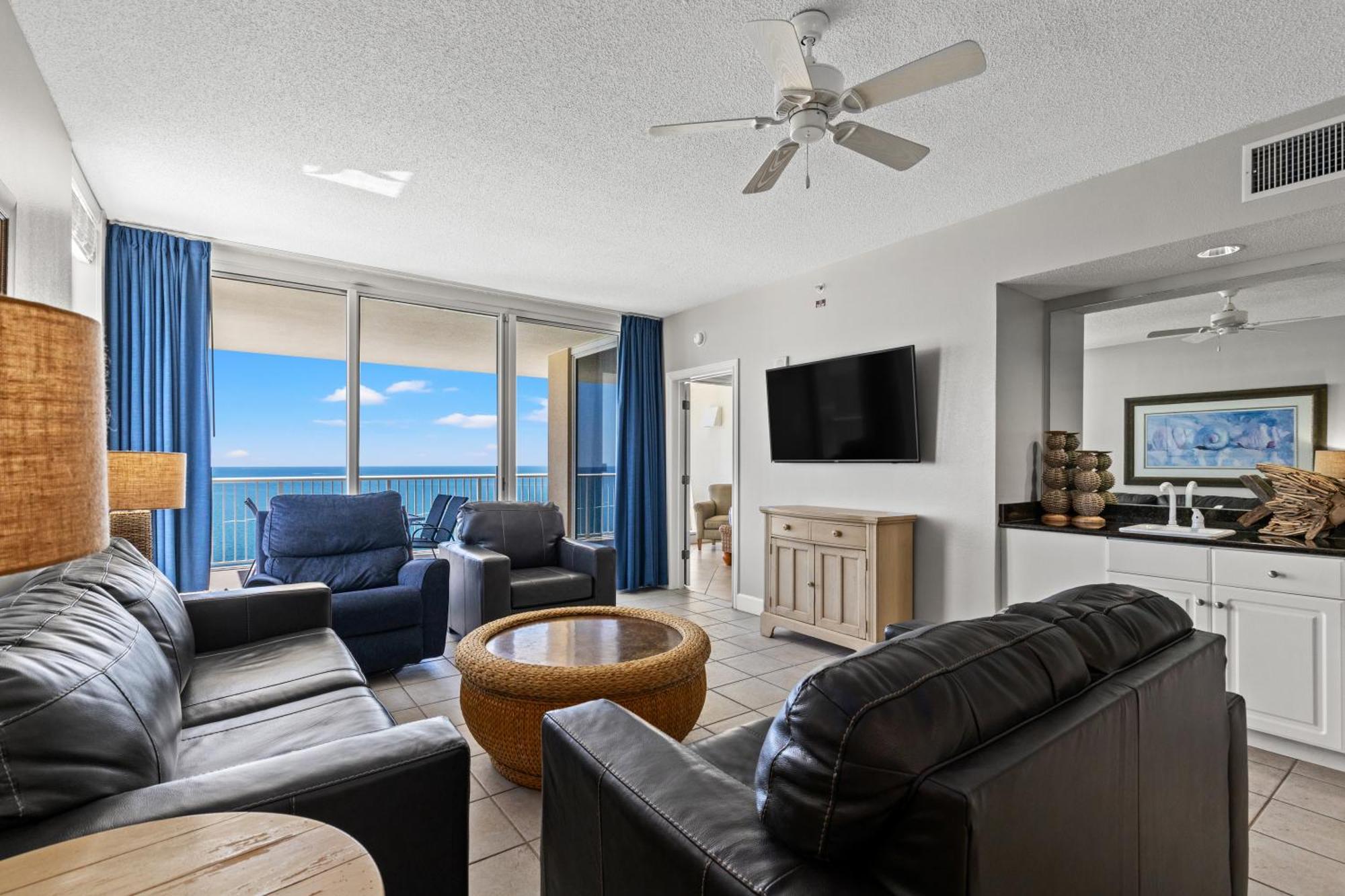 Resort Official Majestic - Over 60 Units - Ocean Front, Panama Beach, Fl 4*