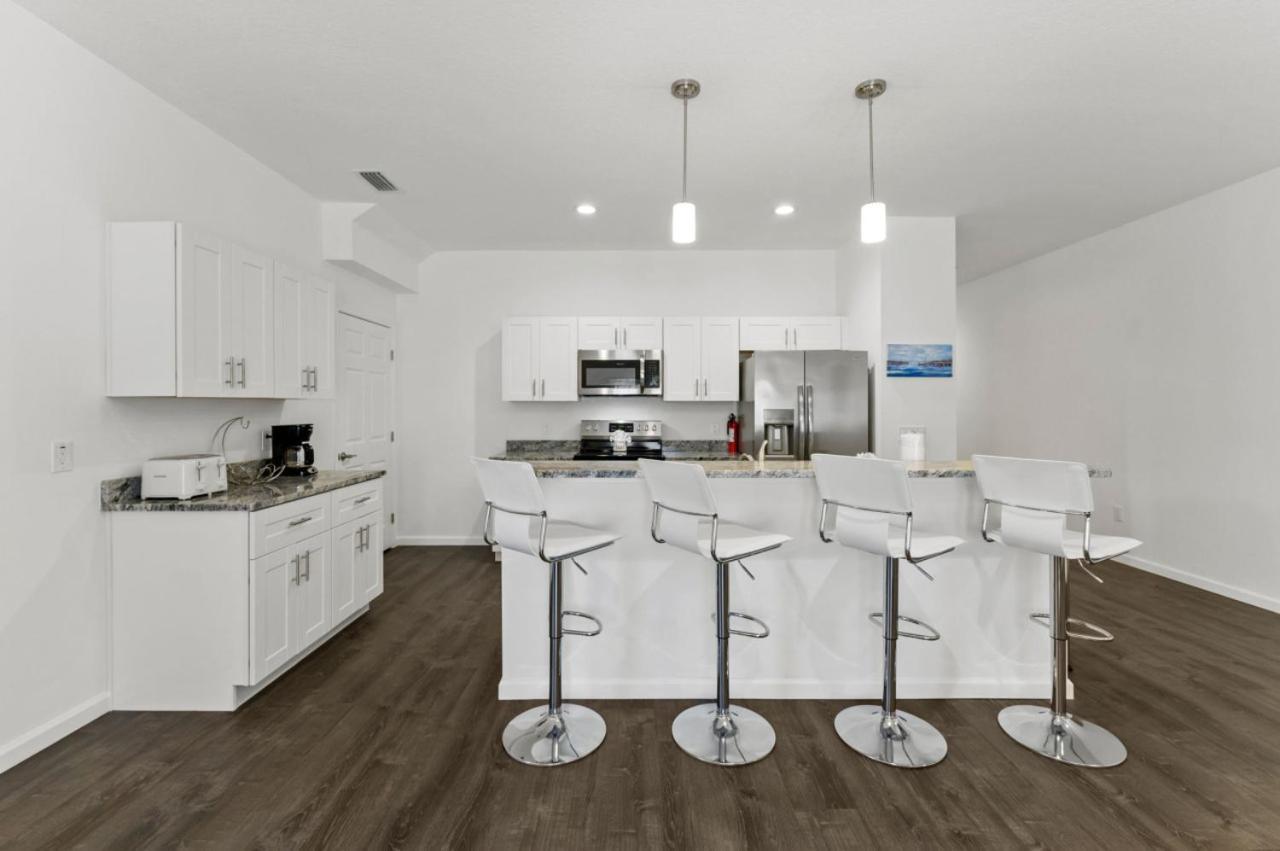 Holiday home Palm Oasis- Townhouse 2/2 W/garage Pinellas Park