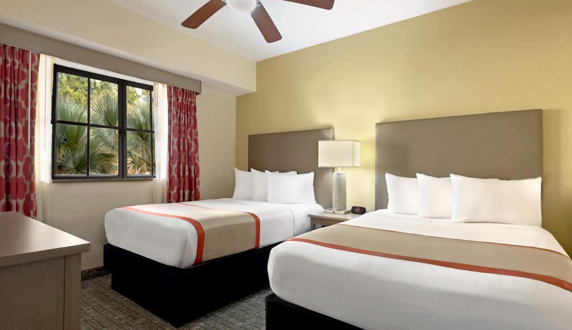 Floridays Orlando Two & Three Bed 4* Williamsburg