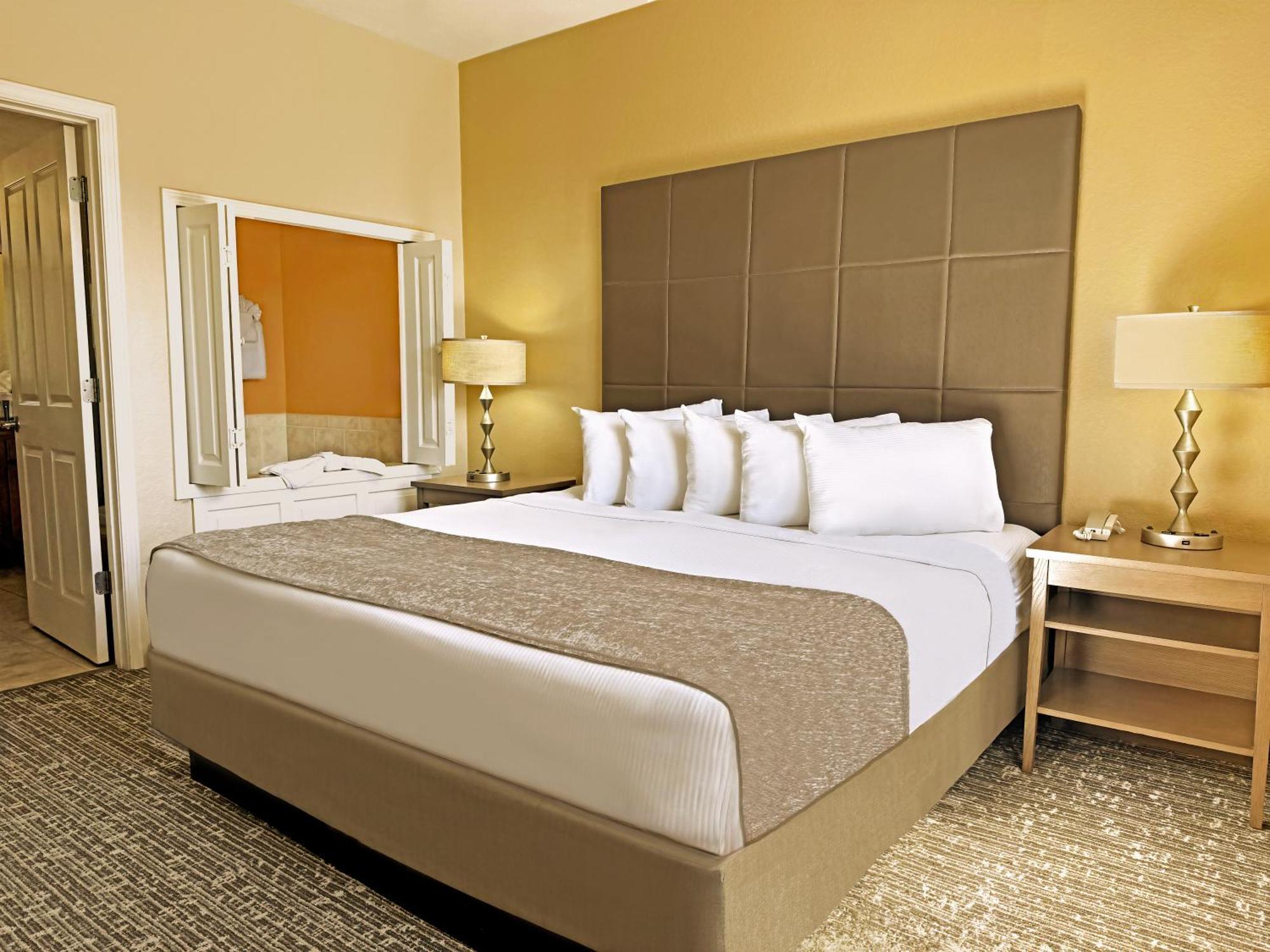 Floridays Orlando Two & Three Bed