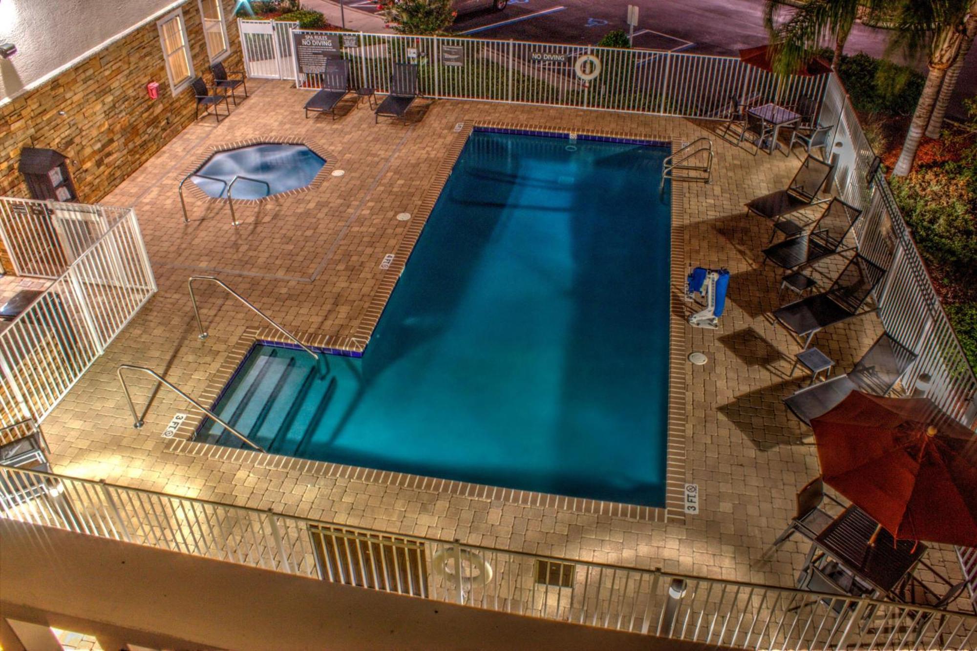 By Marriott Hotel Sebring