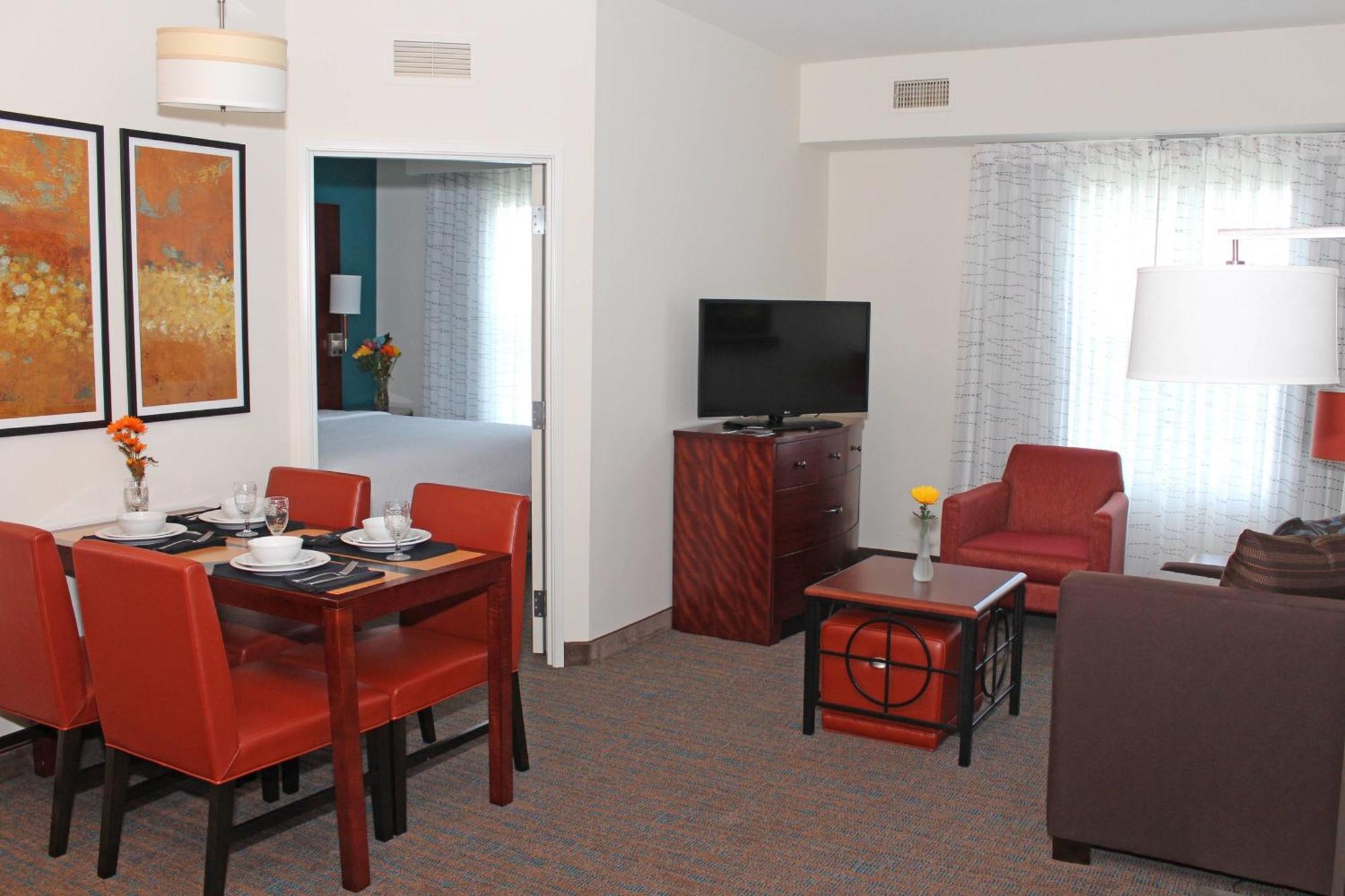 By Marriott Hotel Sebring