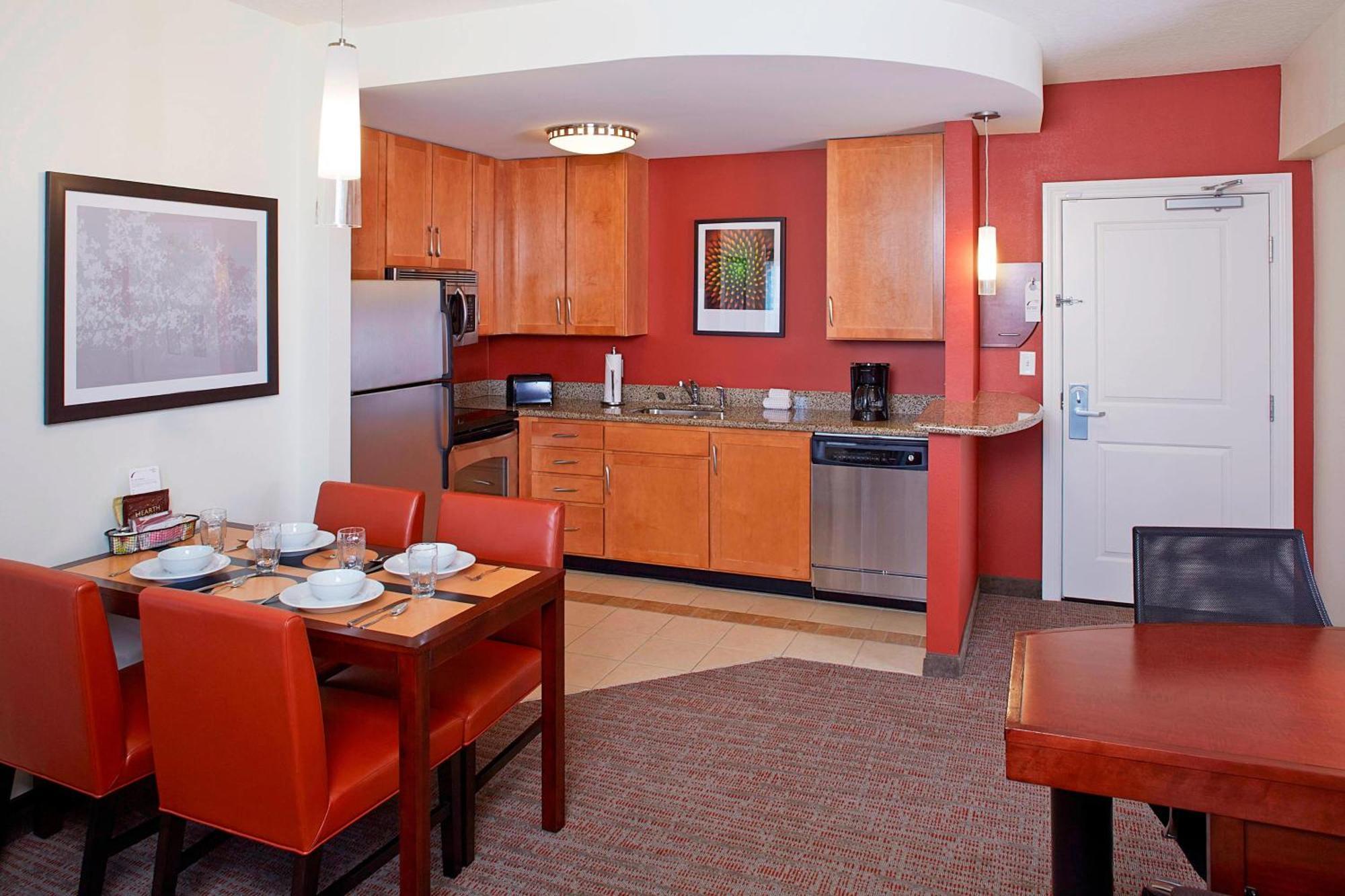 Hotel By Marriot Downtown