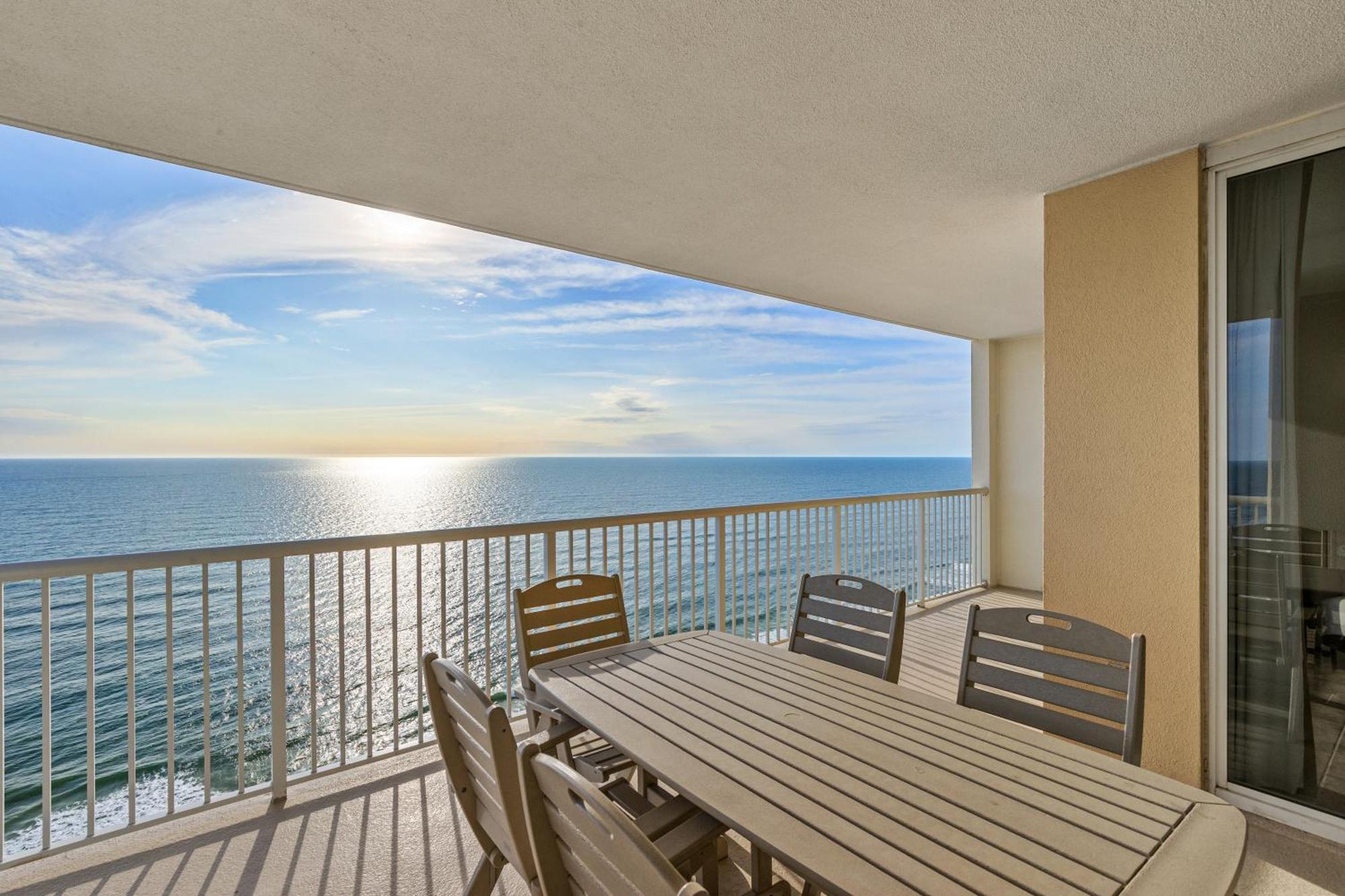 Official Majestic - Over 60 Units - Ocean Front, Panama Beach, Fl