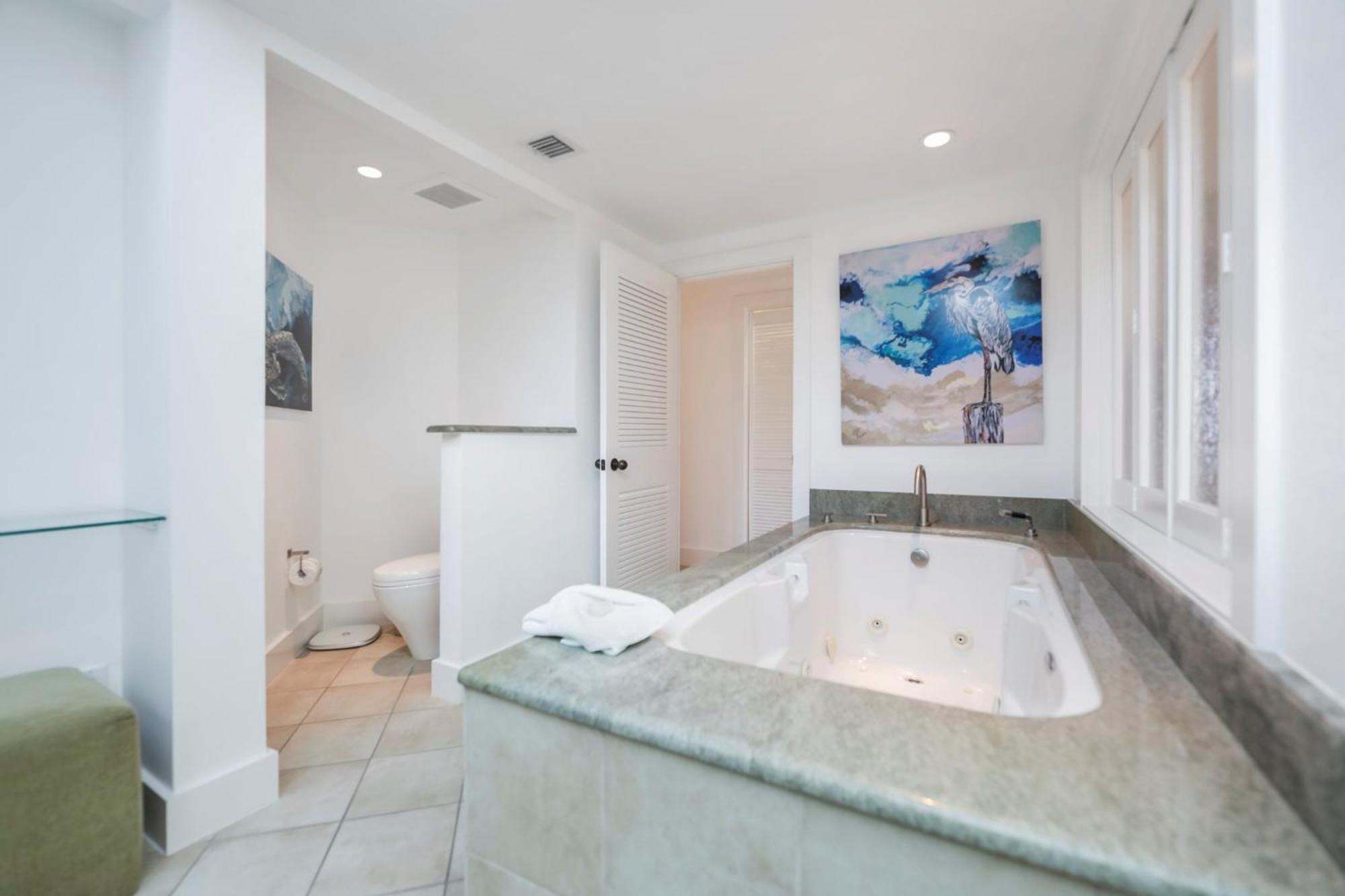 Apartment South Seas Lands End 1617