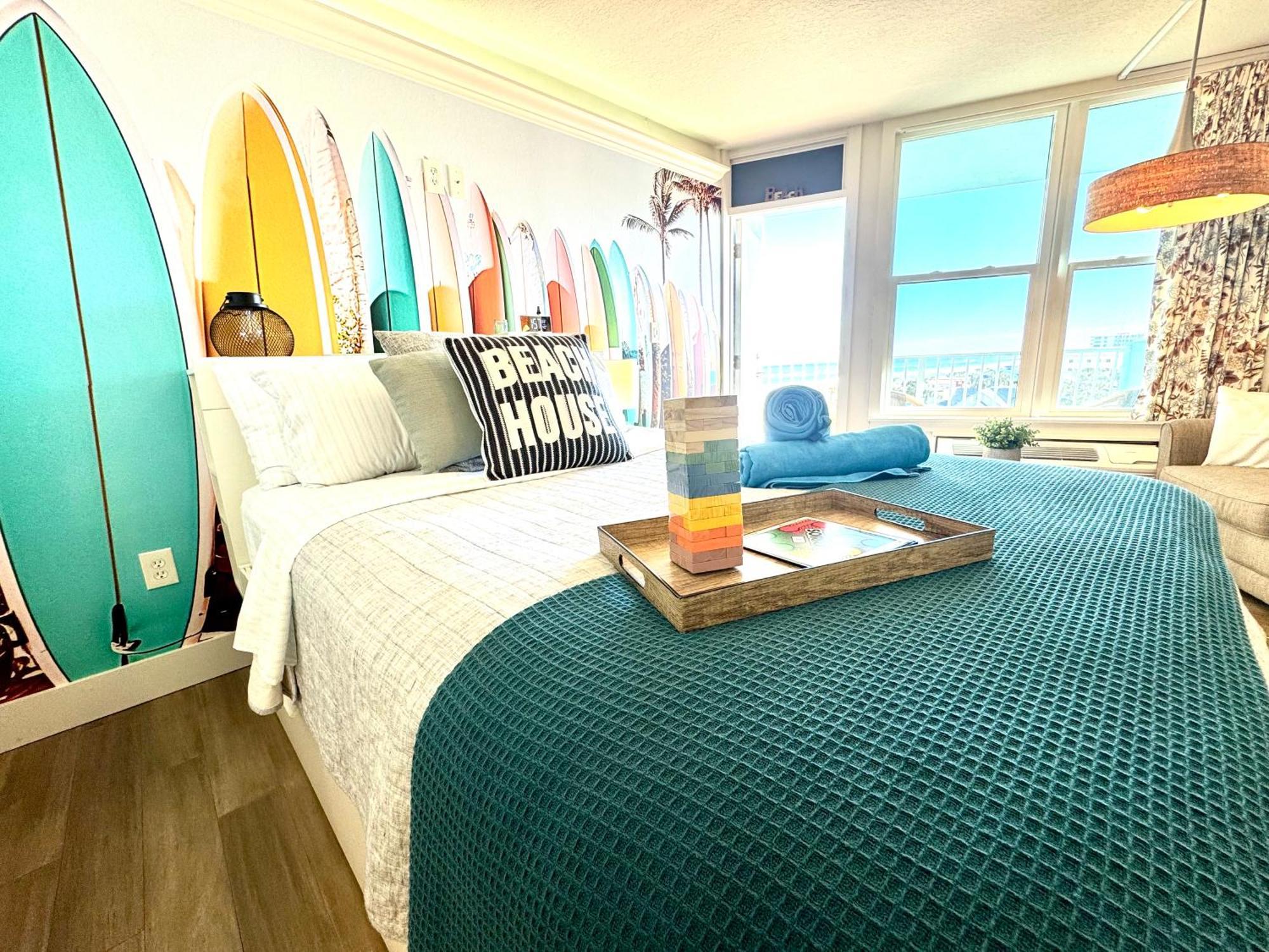 Aparthotel Open For 2025 Bikeweek - Luxury Beachfront - Private Balcony With Ocean View - Heated Pool - Hot Tub - Tiki Bar - Sauna
