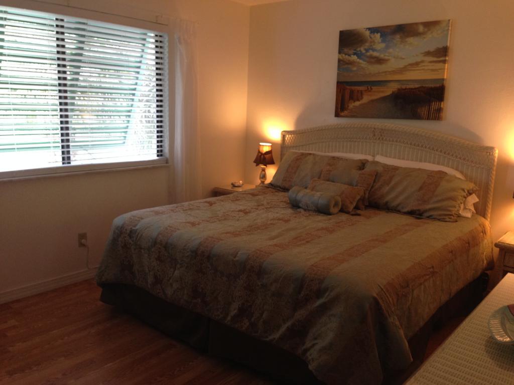 Edgewater Apartment Fort Myers Beach