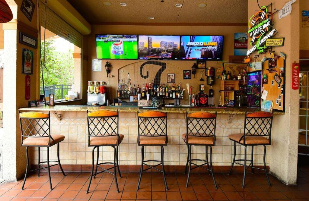 Aparthotel Tuscana Near Kissimmee