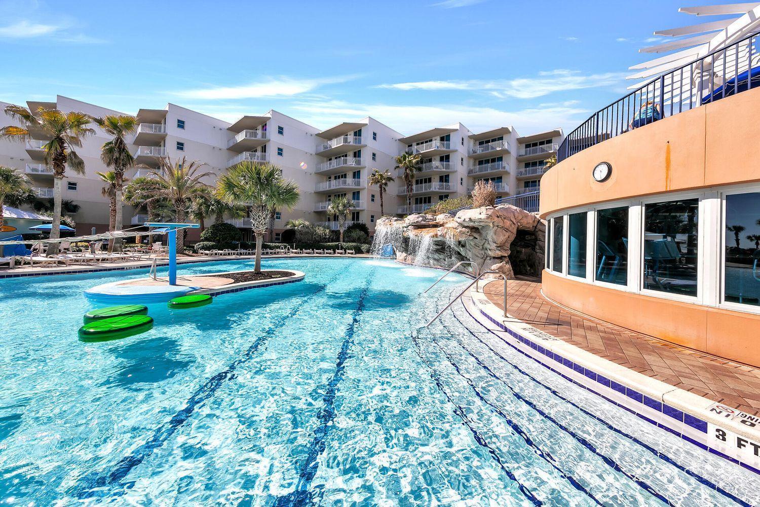 Waterscape Unit A335 Close To Sleeps 6 *