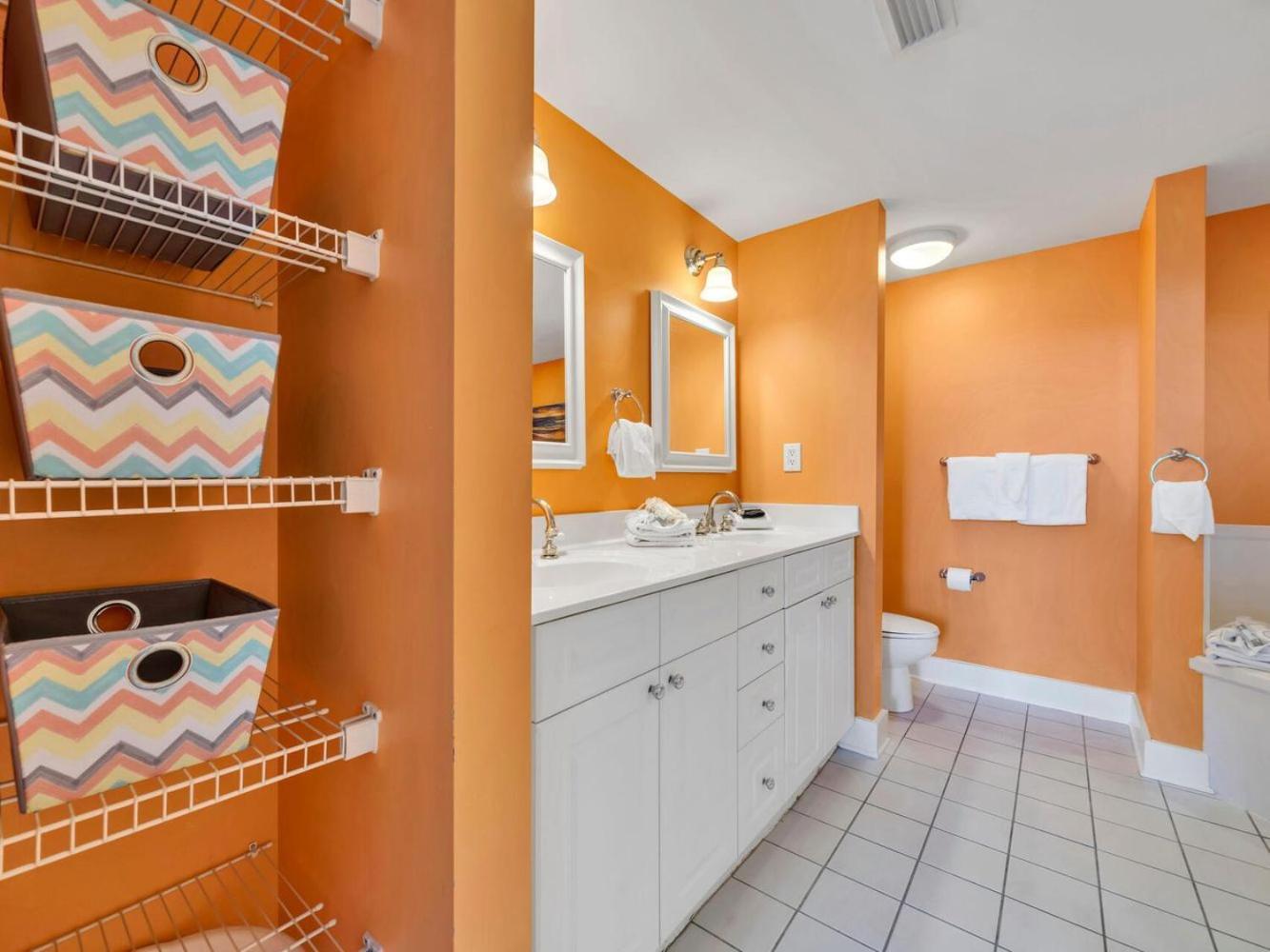 Holiday home Waterscape Unit A335 Close To Sleeps 6