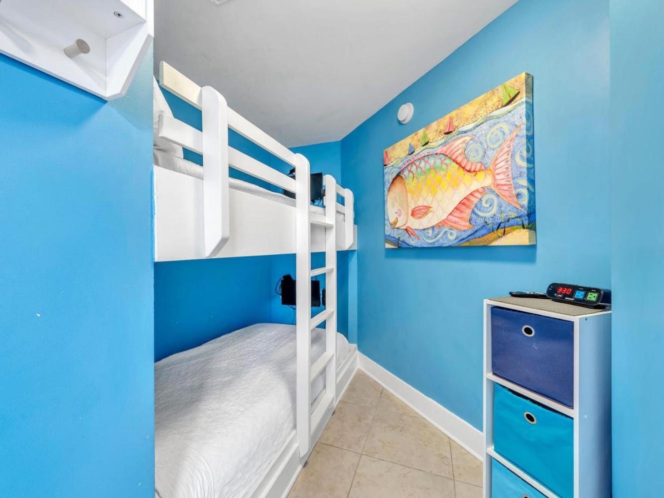 Waterscape Unit A335 Close To Sleeps 6 *
