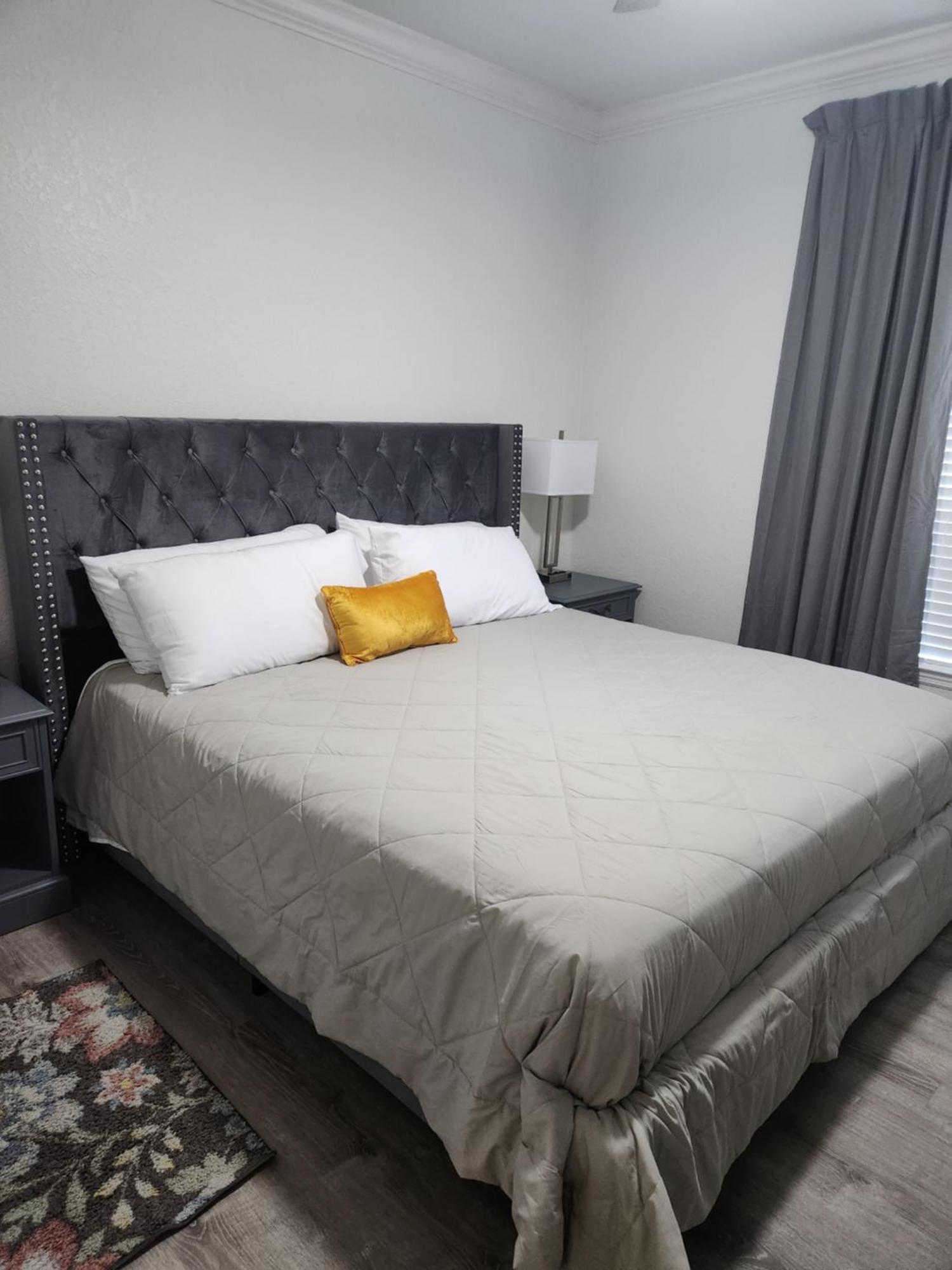 Aparthotel Tuscana Near Kissimmee