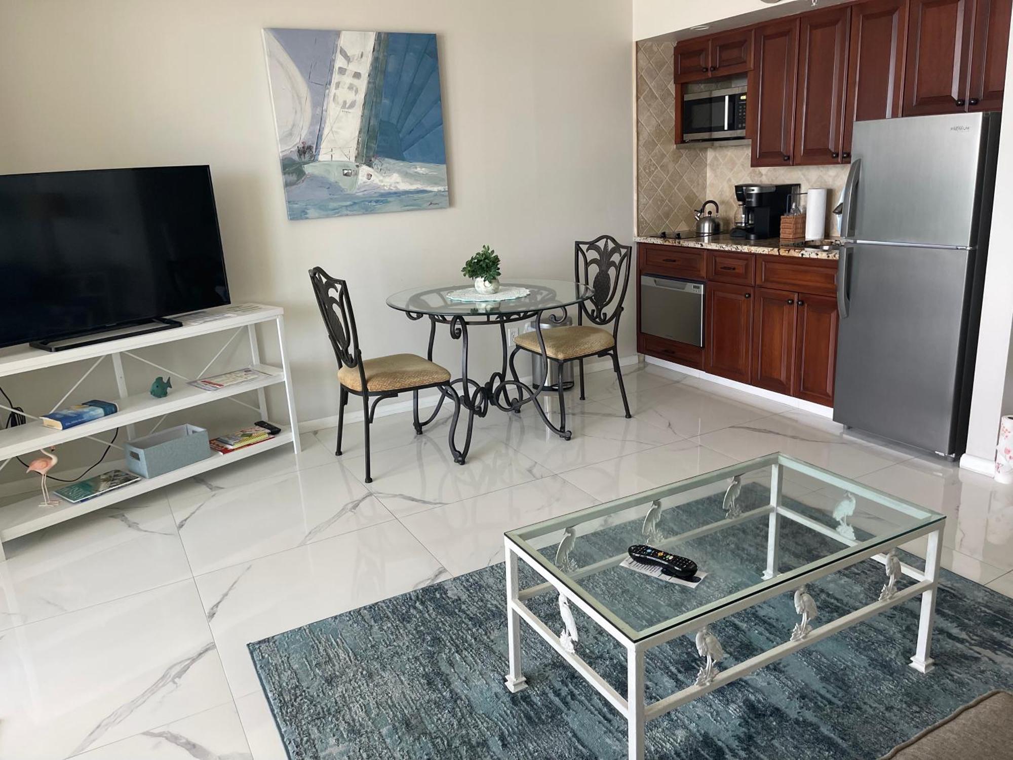 Aparthotel Oceanfront On The Marco Island