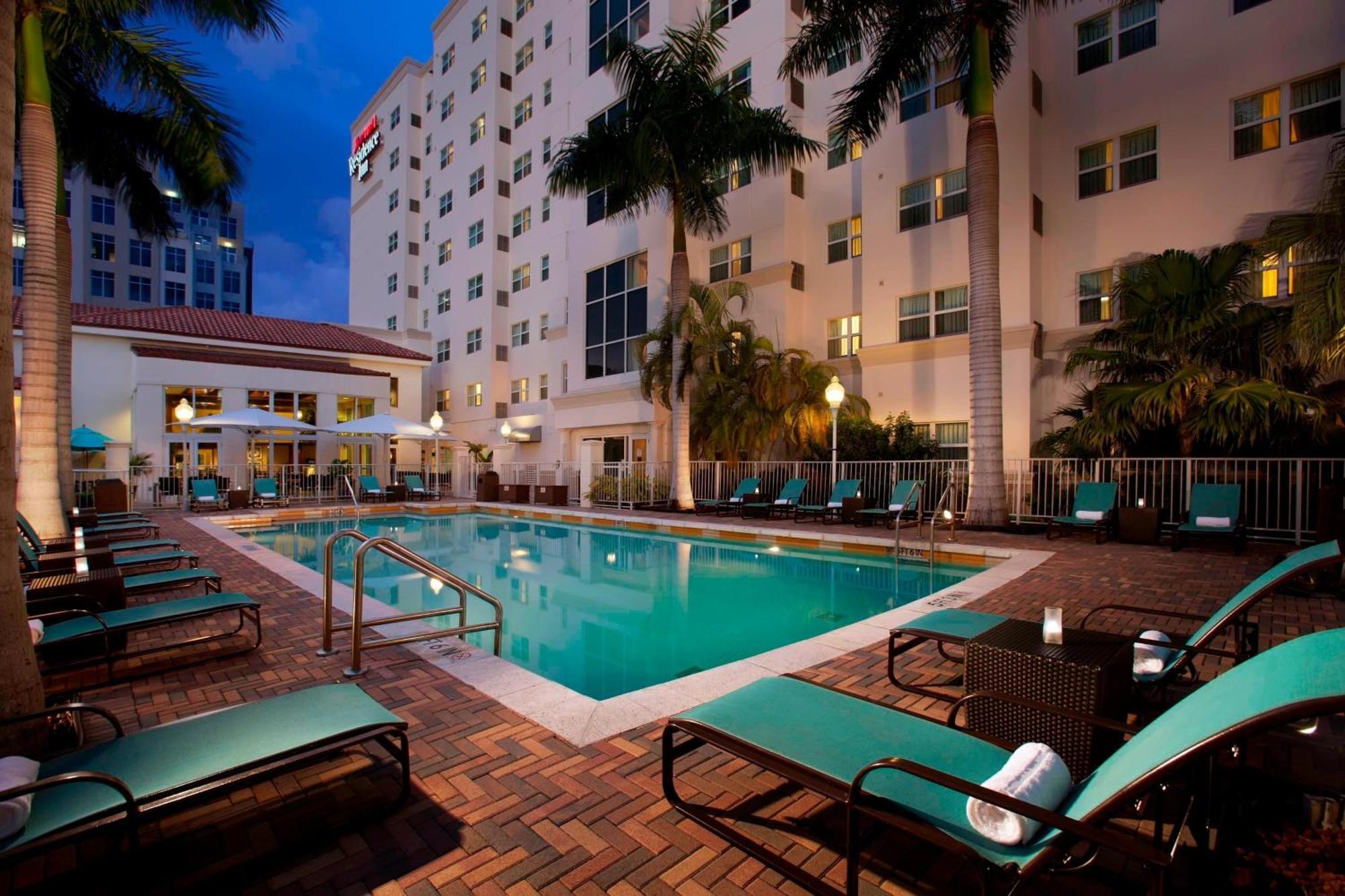 By Marriott Miami Mall Aventura