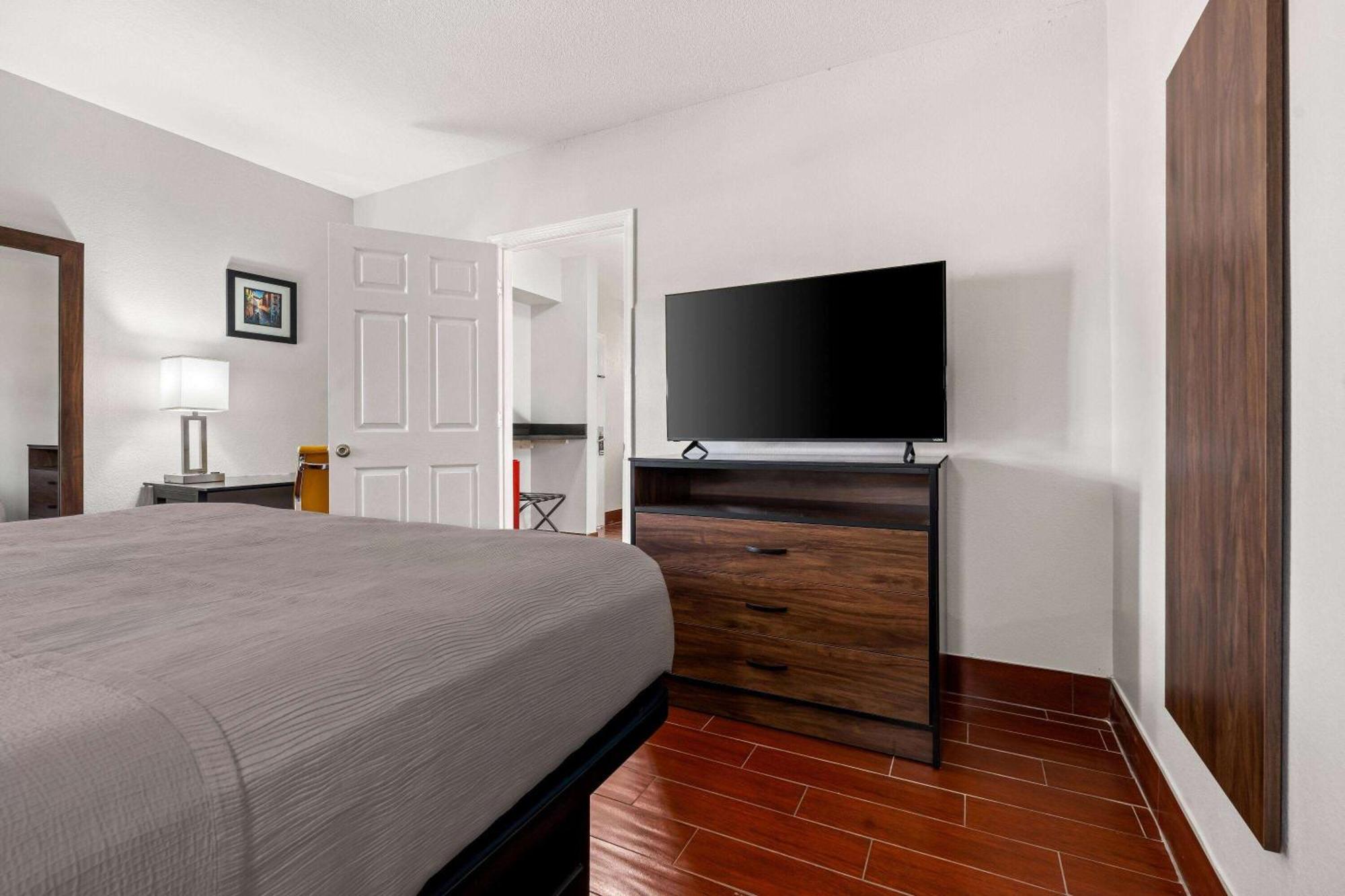 Travelodge By Wyndham & St Augustine - Historic Hotel