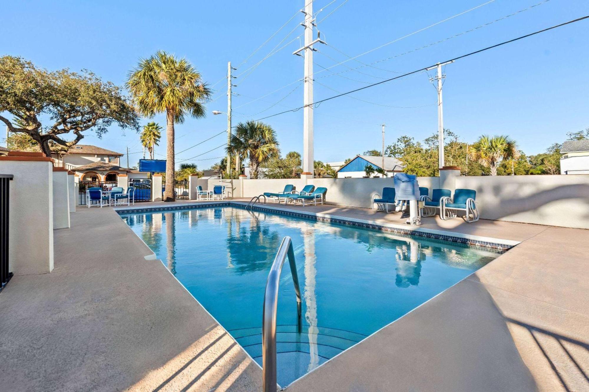 Travelodge By Wyndham & St Augustine - Historic St. Augustine