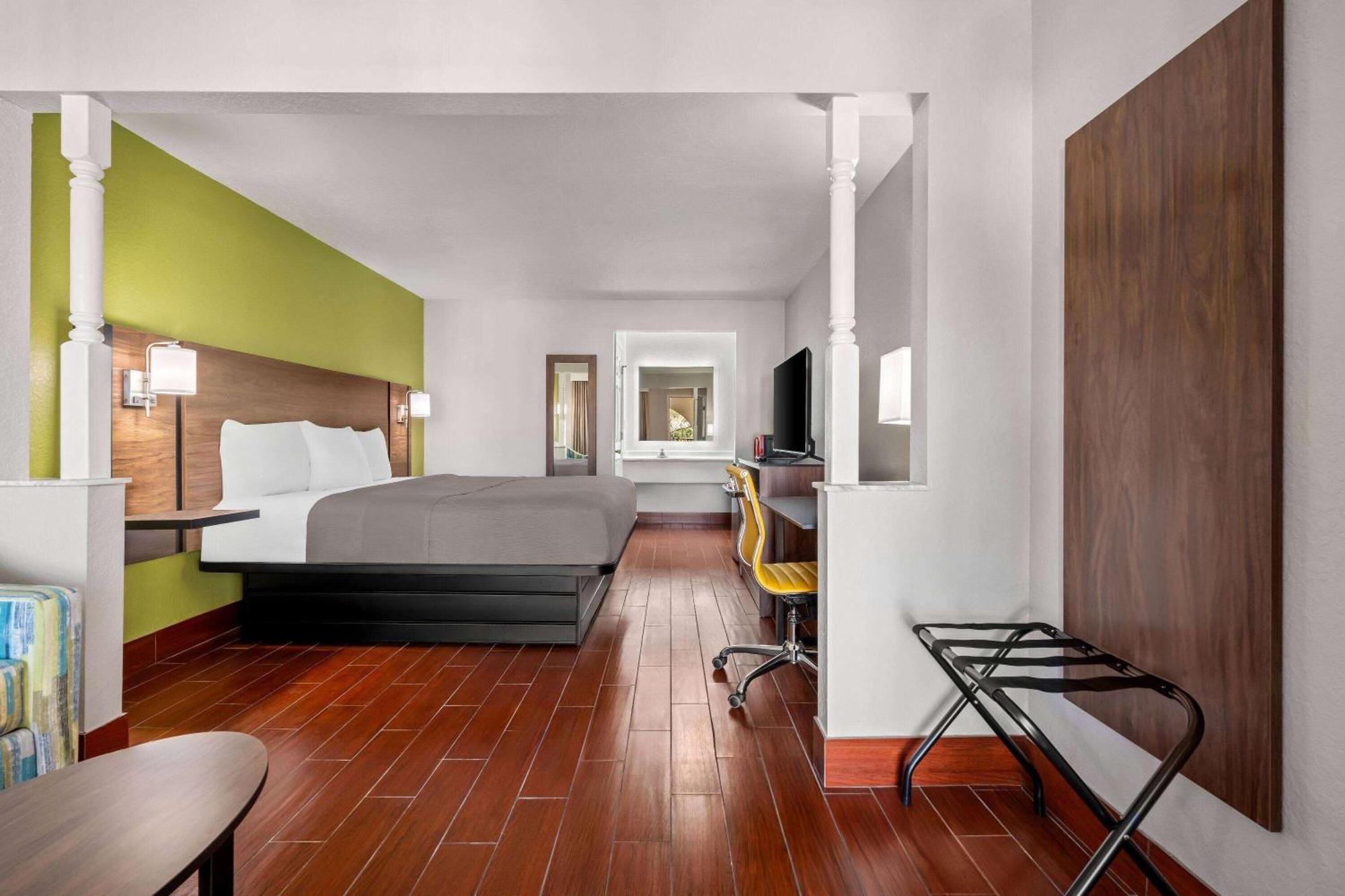Travelodge By Wyndham & St Augustine - Historic Hotel St. Augustine
