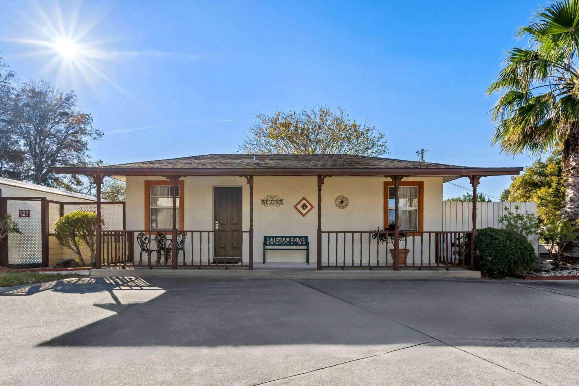 Travelodge By Wyndham & St Augustine - Historic St. Augustine