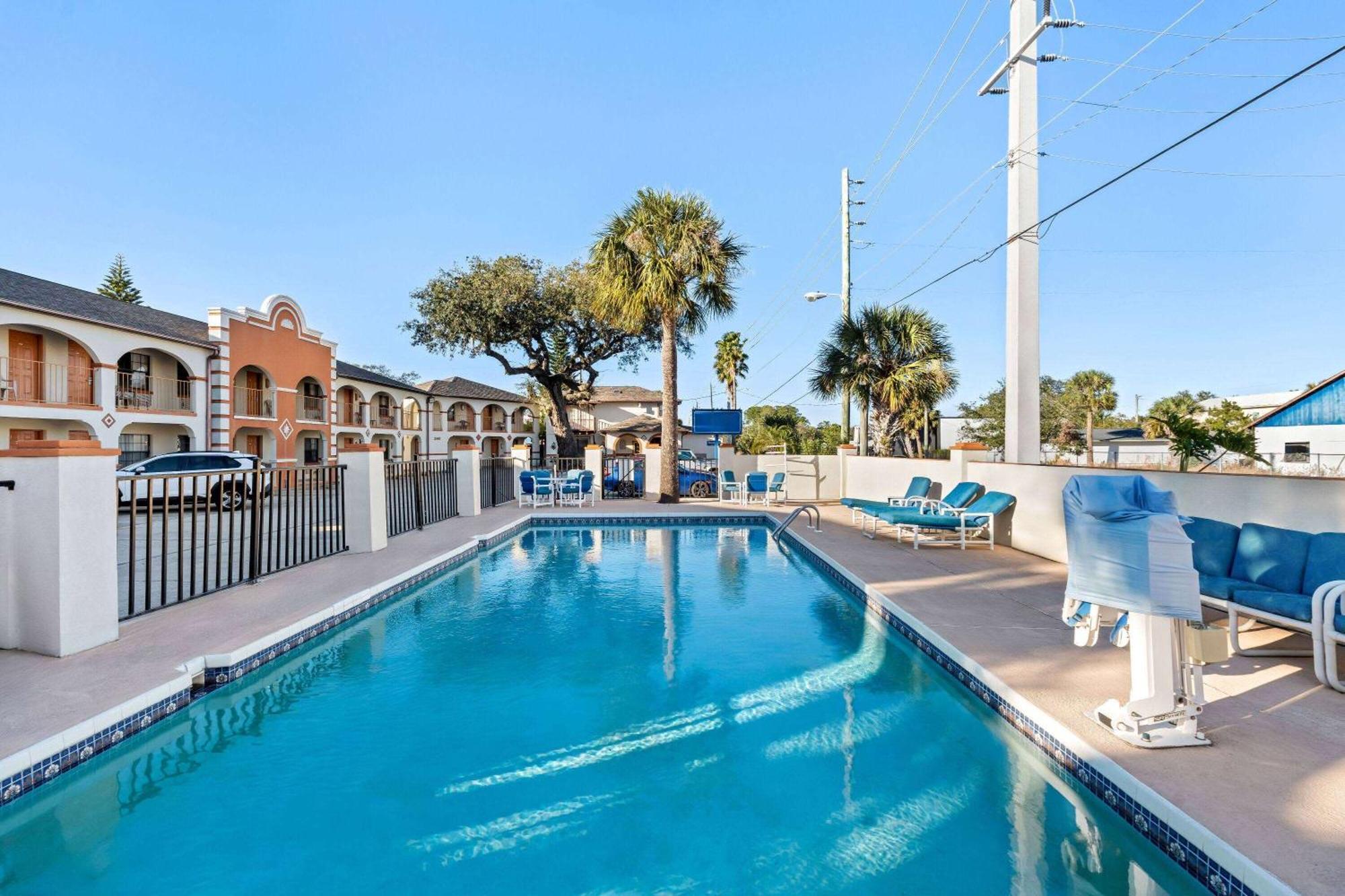 Travelodge By Wyndham & St Augustine - Historic Hotel St. Augustine