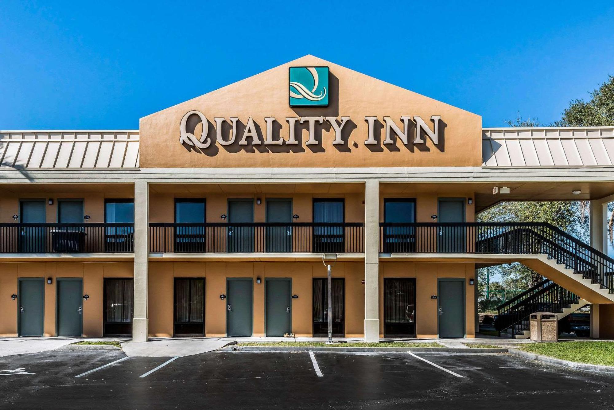 Quality Inn 3*