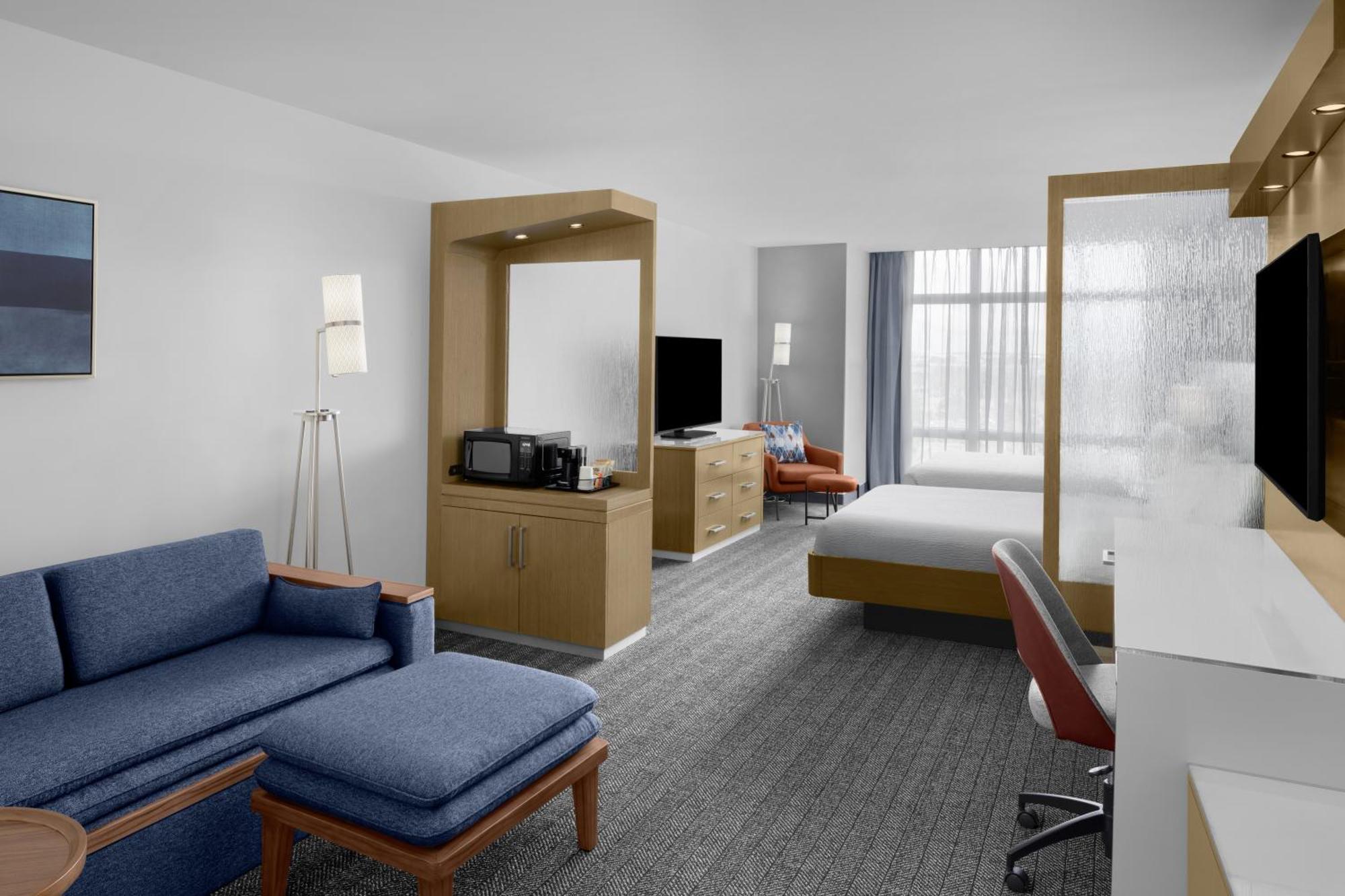 Courtyard By Marriott Orlando South/grande Lakes Area Hotel 2*