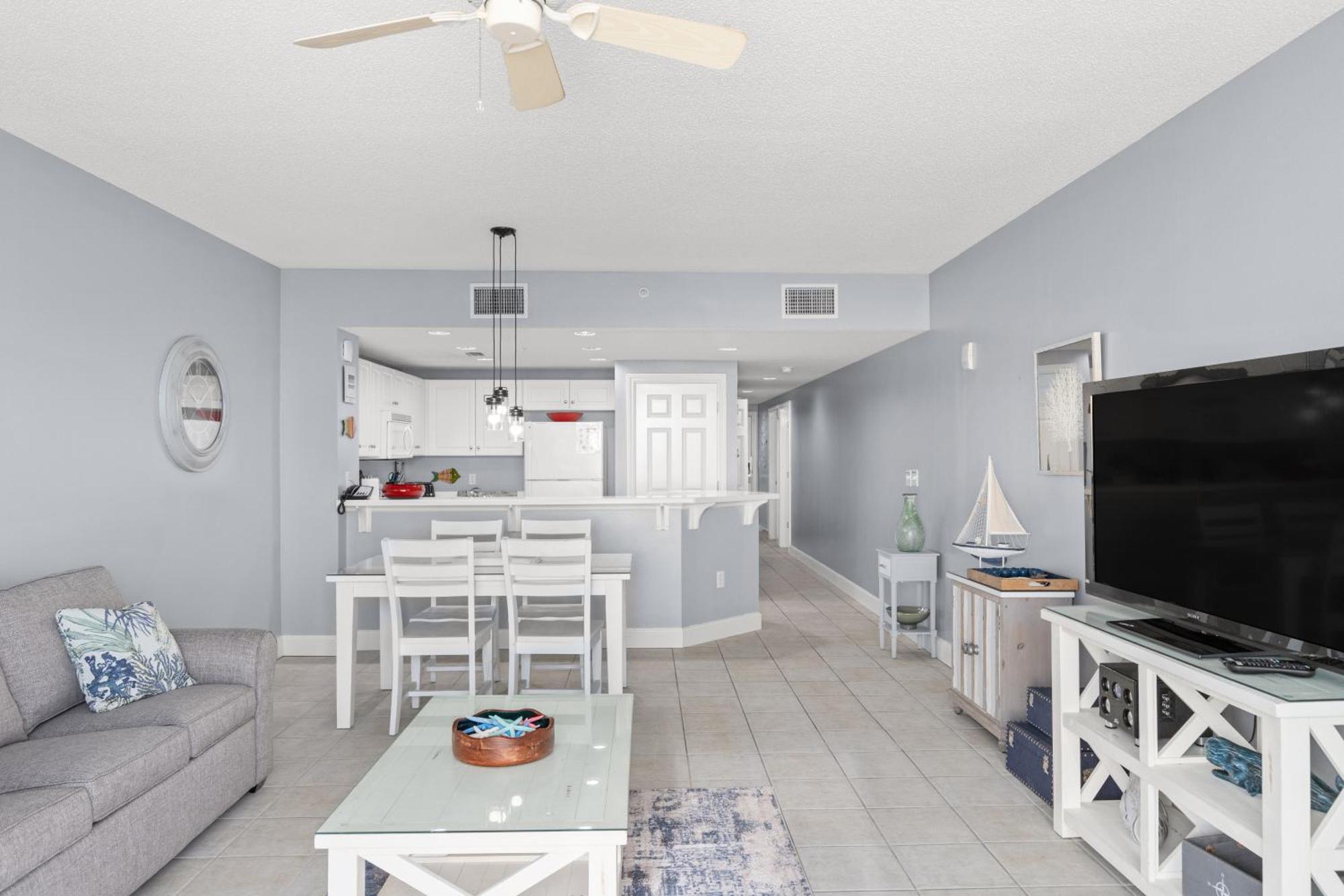 Official Majestic - Over 60 Units - Ocean Front, Panama Beach, Fl
