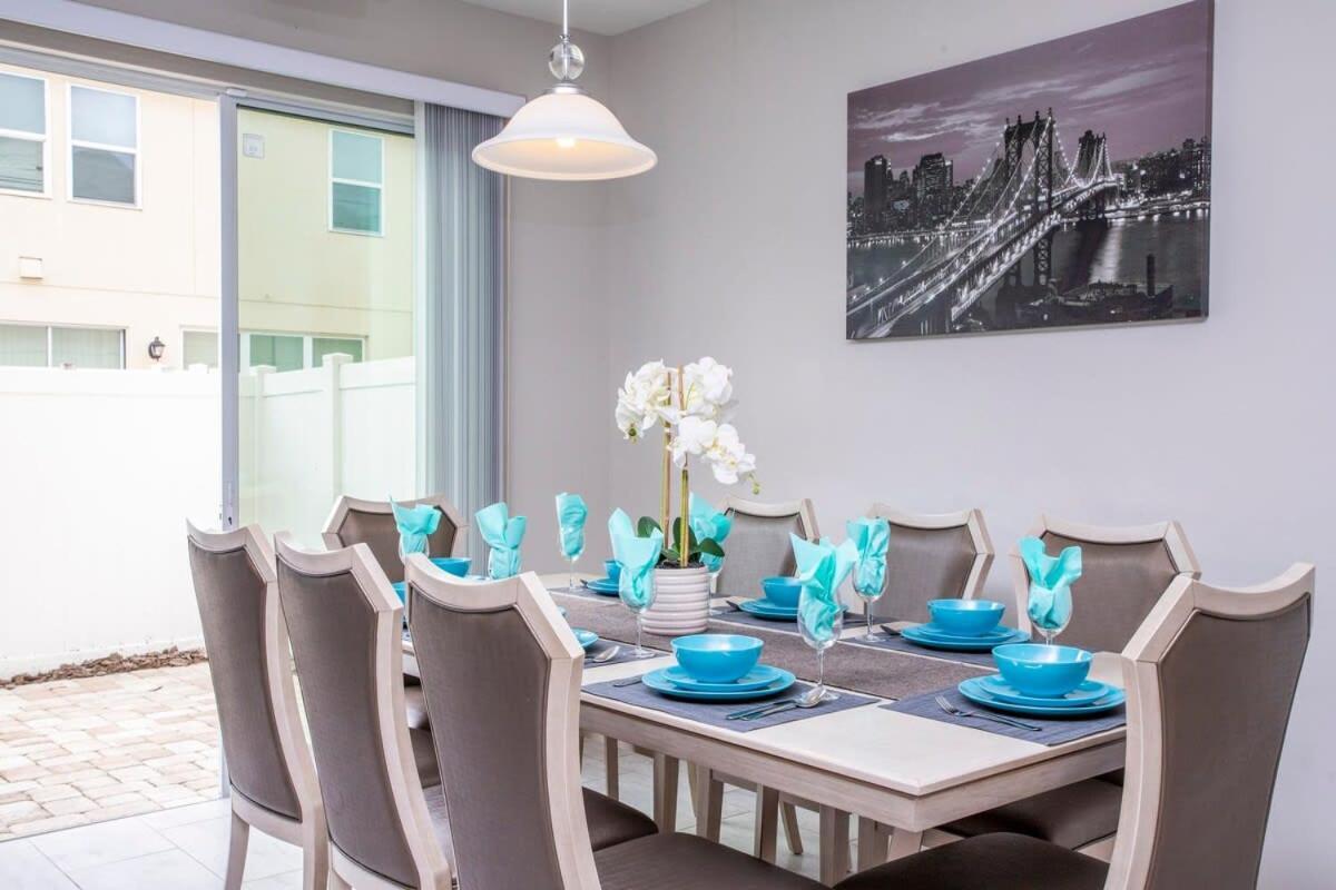 Four Bedrooms Townhome 5108k *