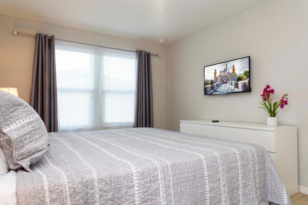 Four Bedrooms At Compass Bay Kissimmee