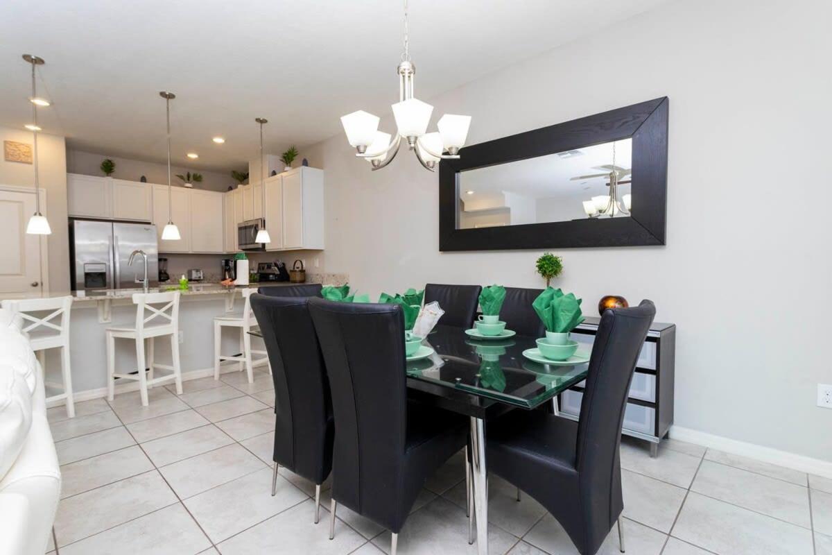 Four Bedrooms At Compass Bay
