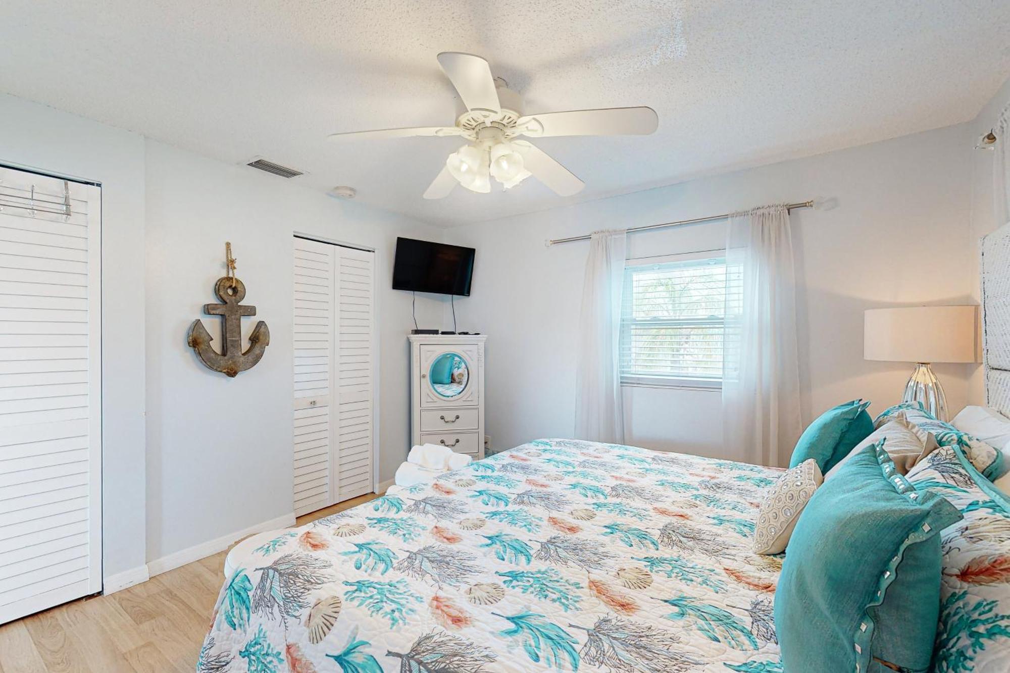 Bay View 202 Apartment *