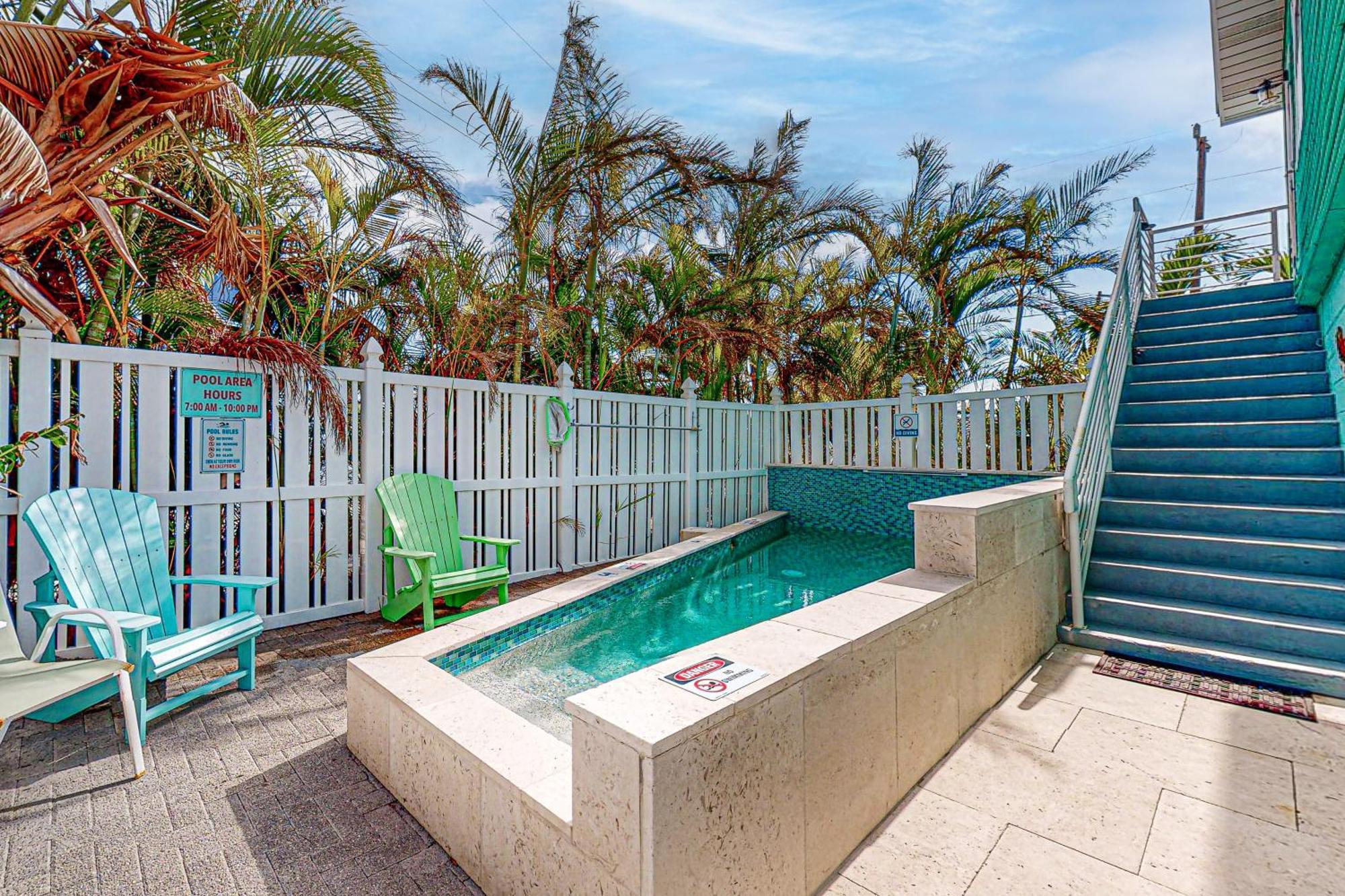 Bay View 202 *