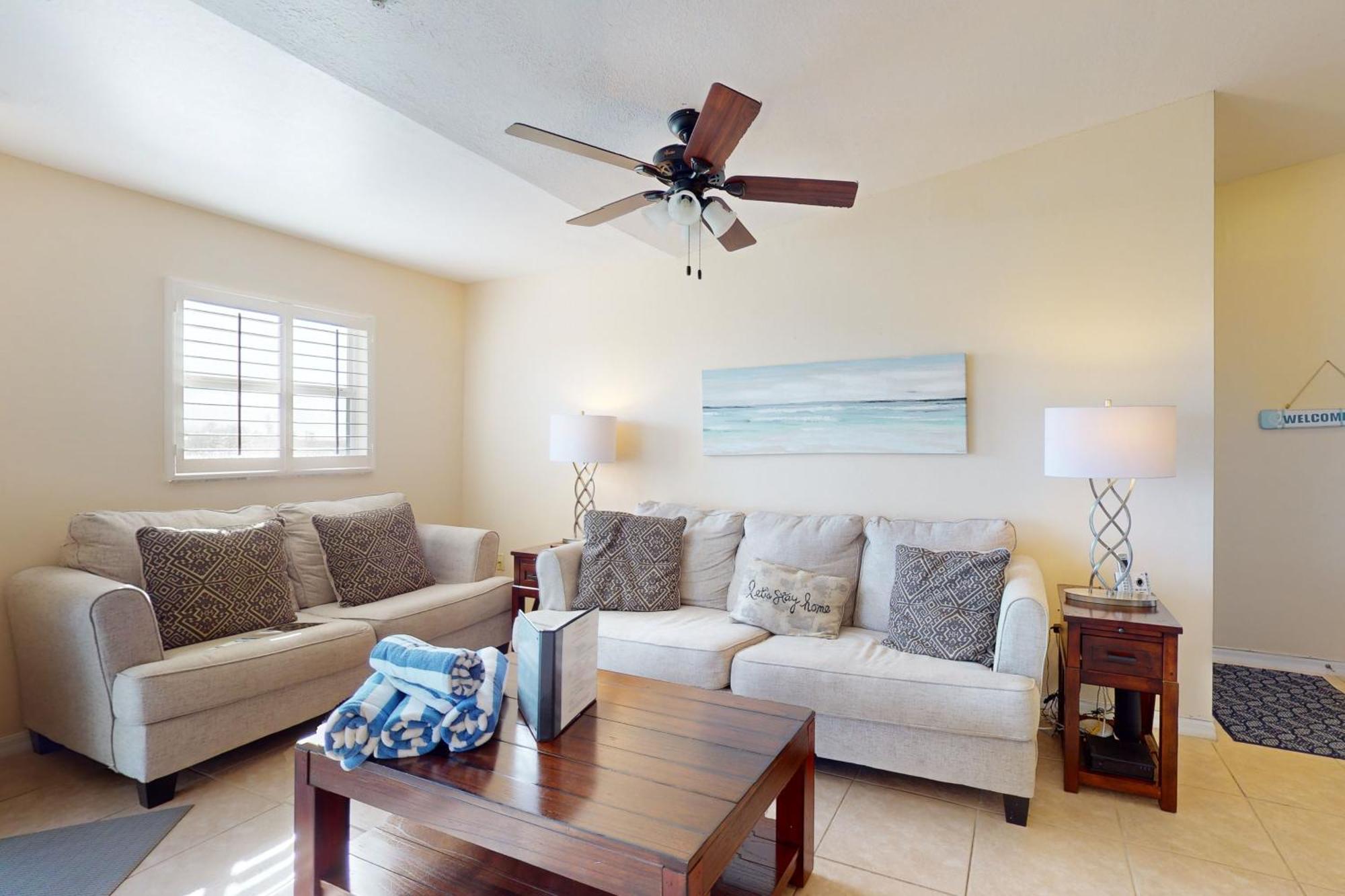 Sandy Pointe Apartment Holmes Beach