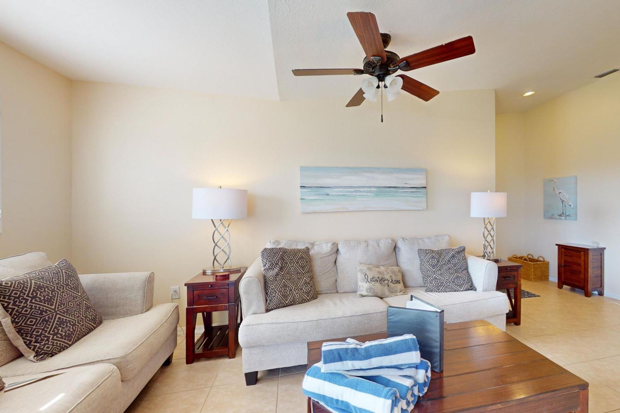 Apartment Sandy Pointe Holmes Beach