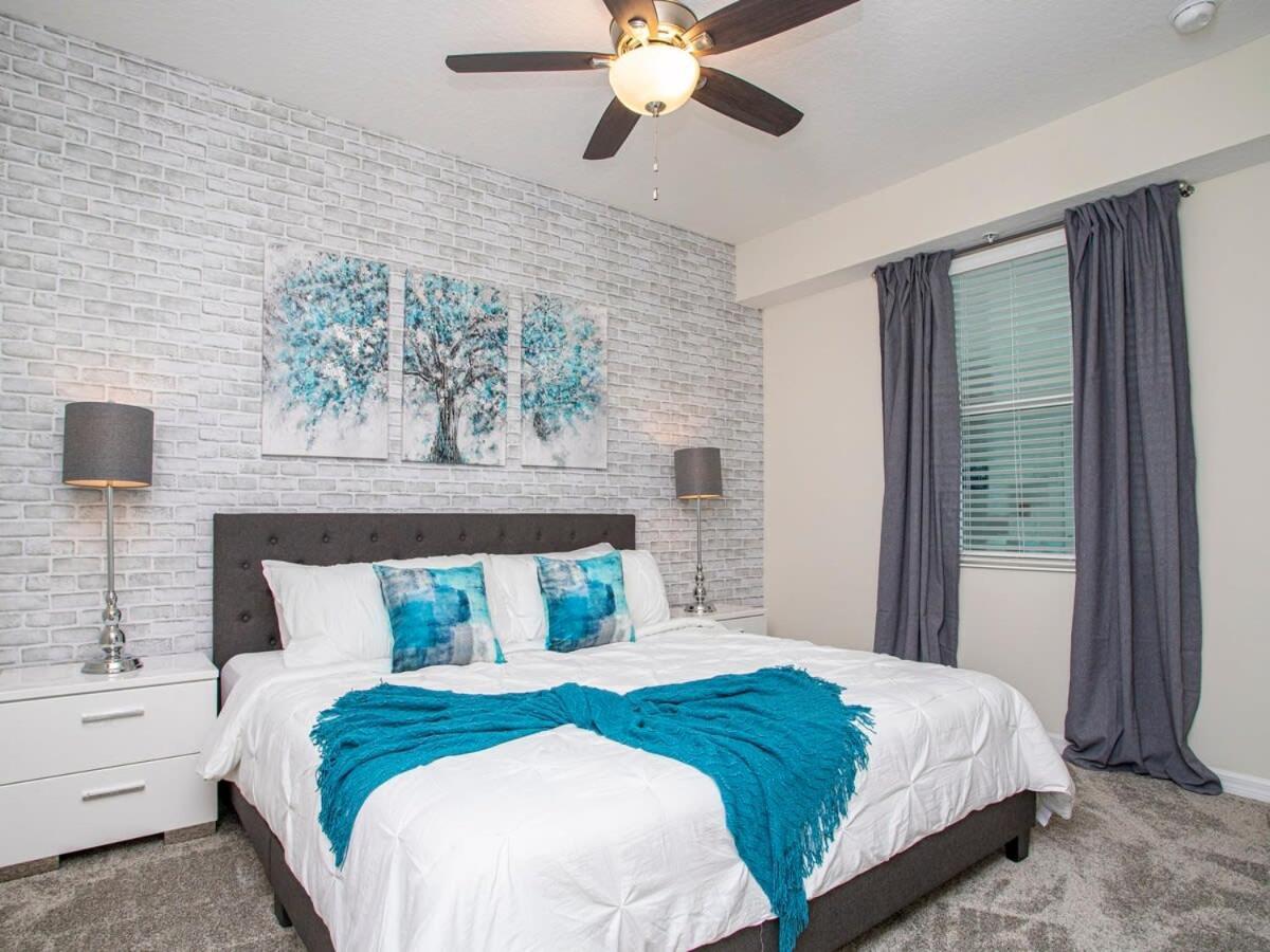 Marvelous 2 Bd Close To At Storey 106 Kissimmee