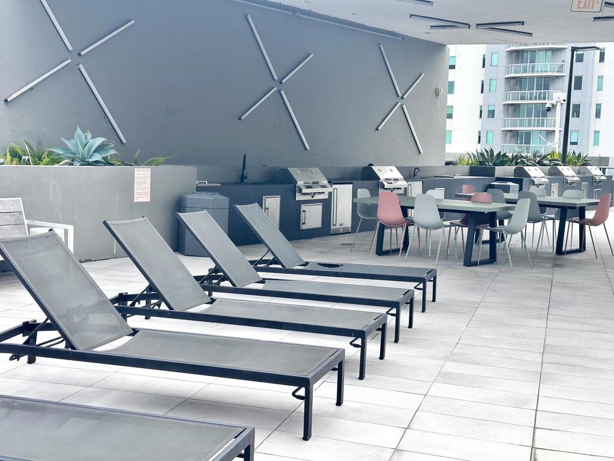 Luxury Loft- Free Parking- Ocean View, Brickell Downtown Apartment Miami