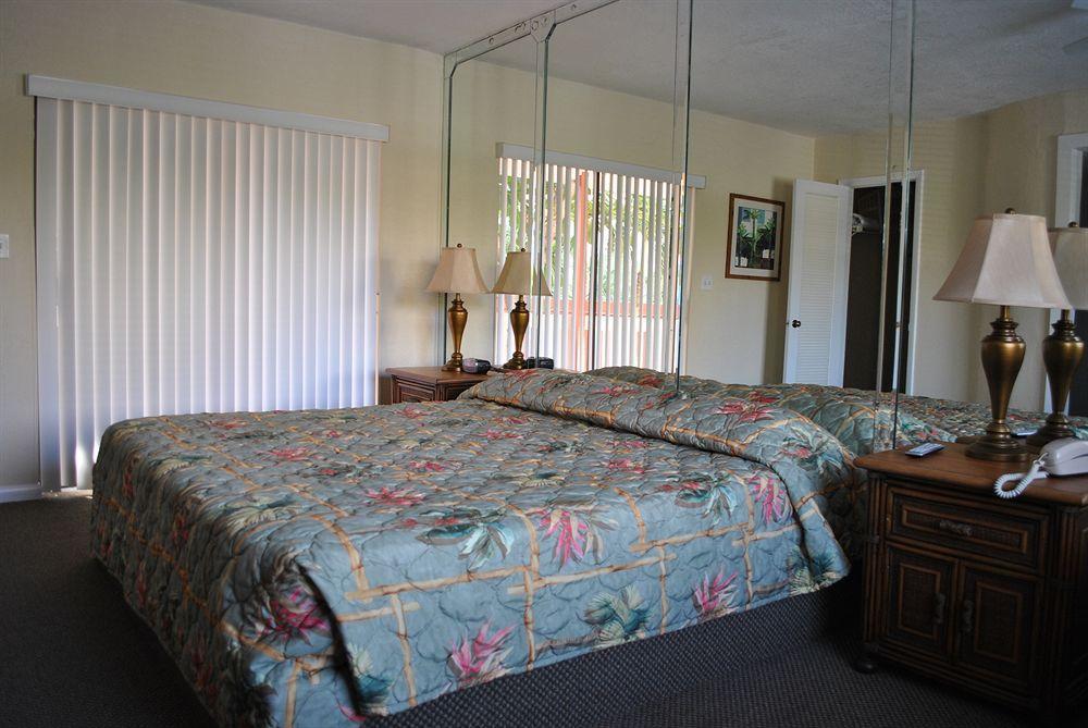Hotel La Costa Club Pompano Beach
