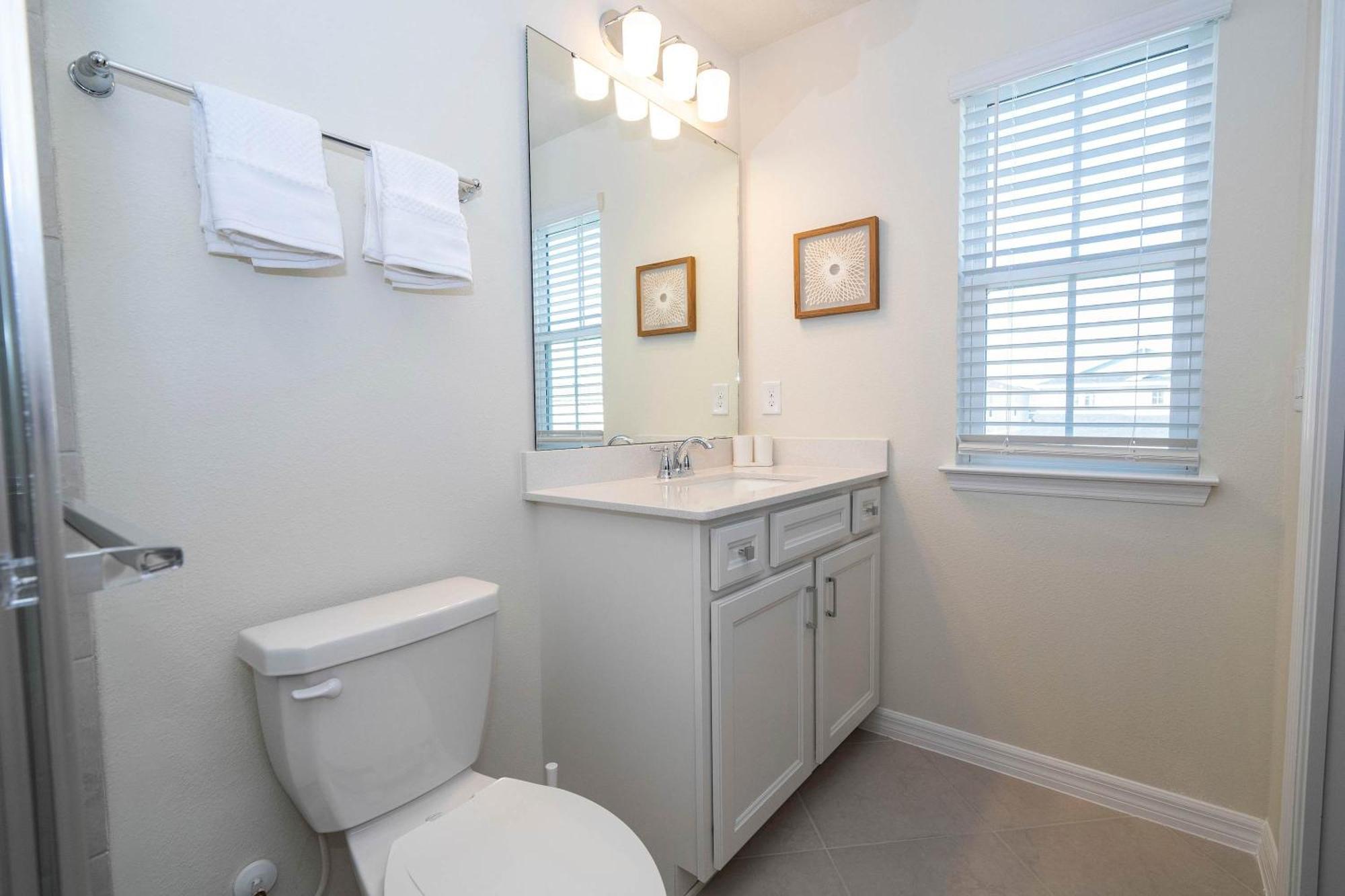 Luxury 7bd Close To With Pool And At Windsor Cay 16218 *